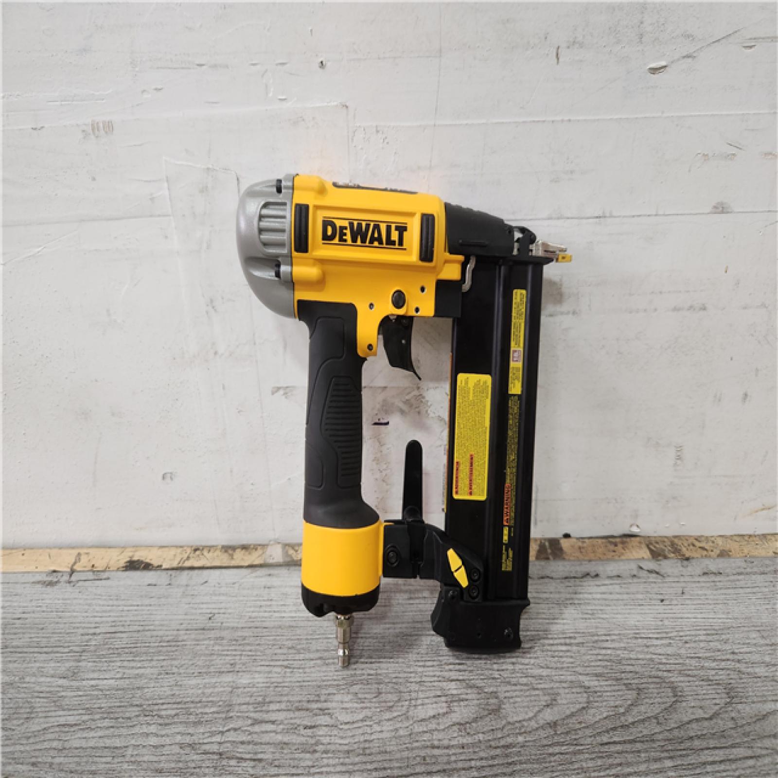 Phoenix Location DEWALT 18-Gauge Pneumatic Brad Nailer