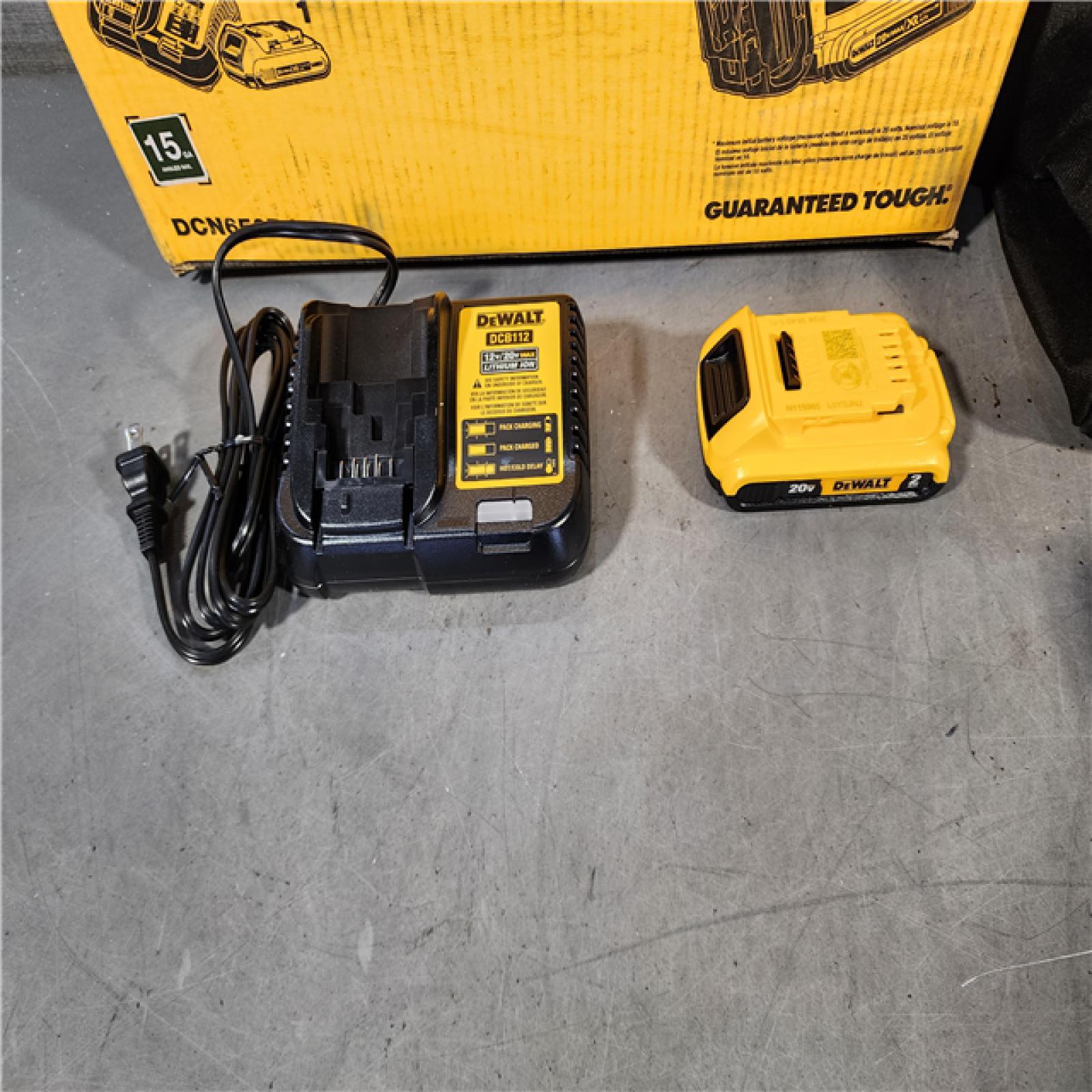 HOUSTON LOCATION - AS-IS DEWALT 20V MAX XR 15 Ga. Cordless 34 Deg Nailer 20 V