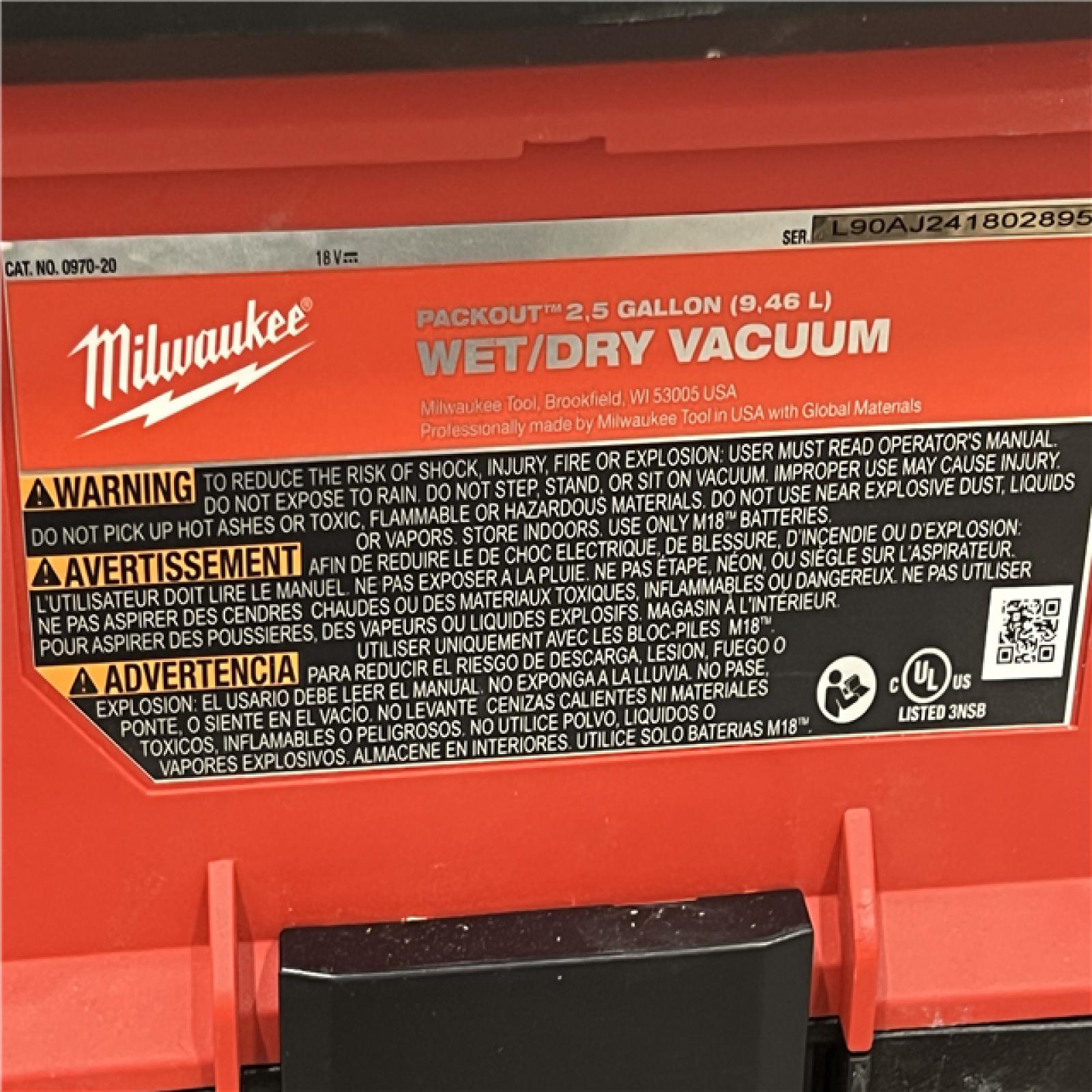 AS-IS MILWAUKEE M18 FUEL PACKOUT 18-Volt Lithium-Ion Cordless 2.5 Gal. Wet/Dry Vacuum (Vacuum-Only)