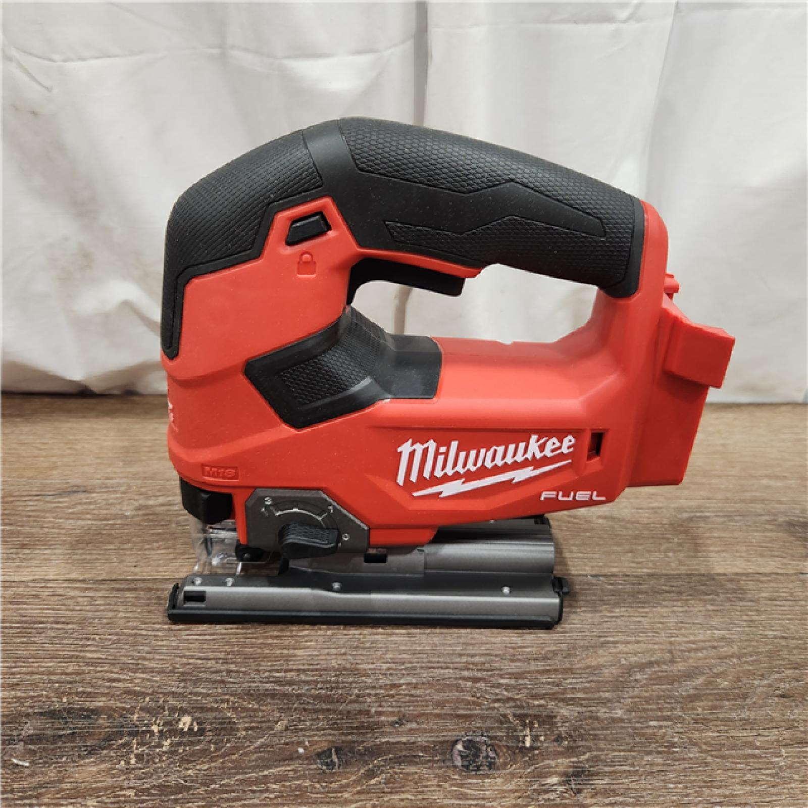 AS-IS M18 FUEL 18V Lithium-Ion Brushless Cordless Jig Saw (Tool-Only)