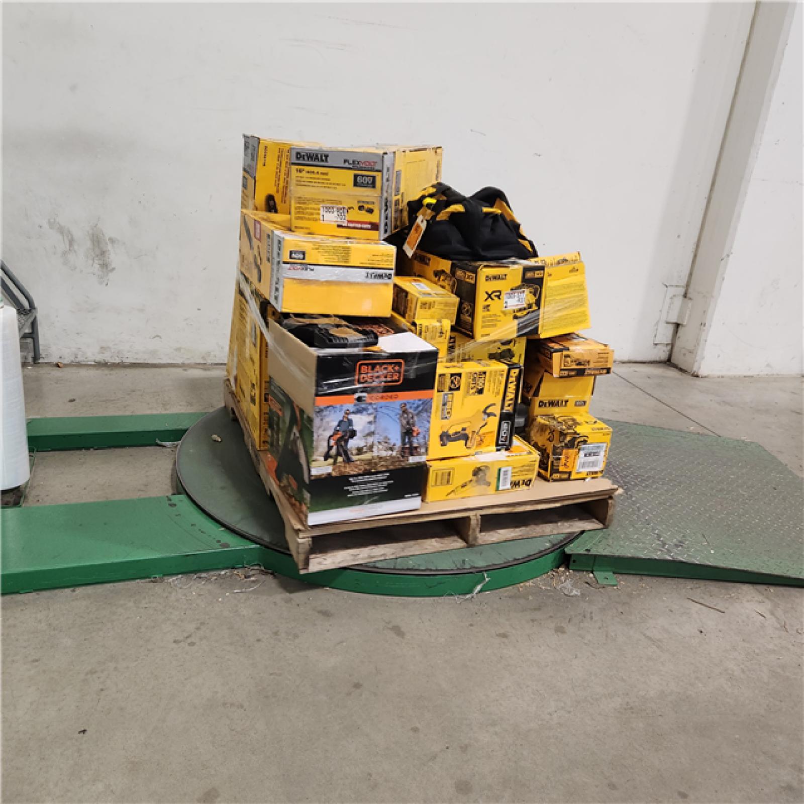 Dallas Location - As-Is DEWALT Tool Pallet