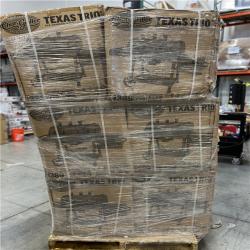 DALLAS LOCATION AS-IS - Char-Griller Texas Trio 4-Burner Dual Fuel Grill with Smoker in Black PALLET - (6UNITS)