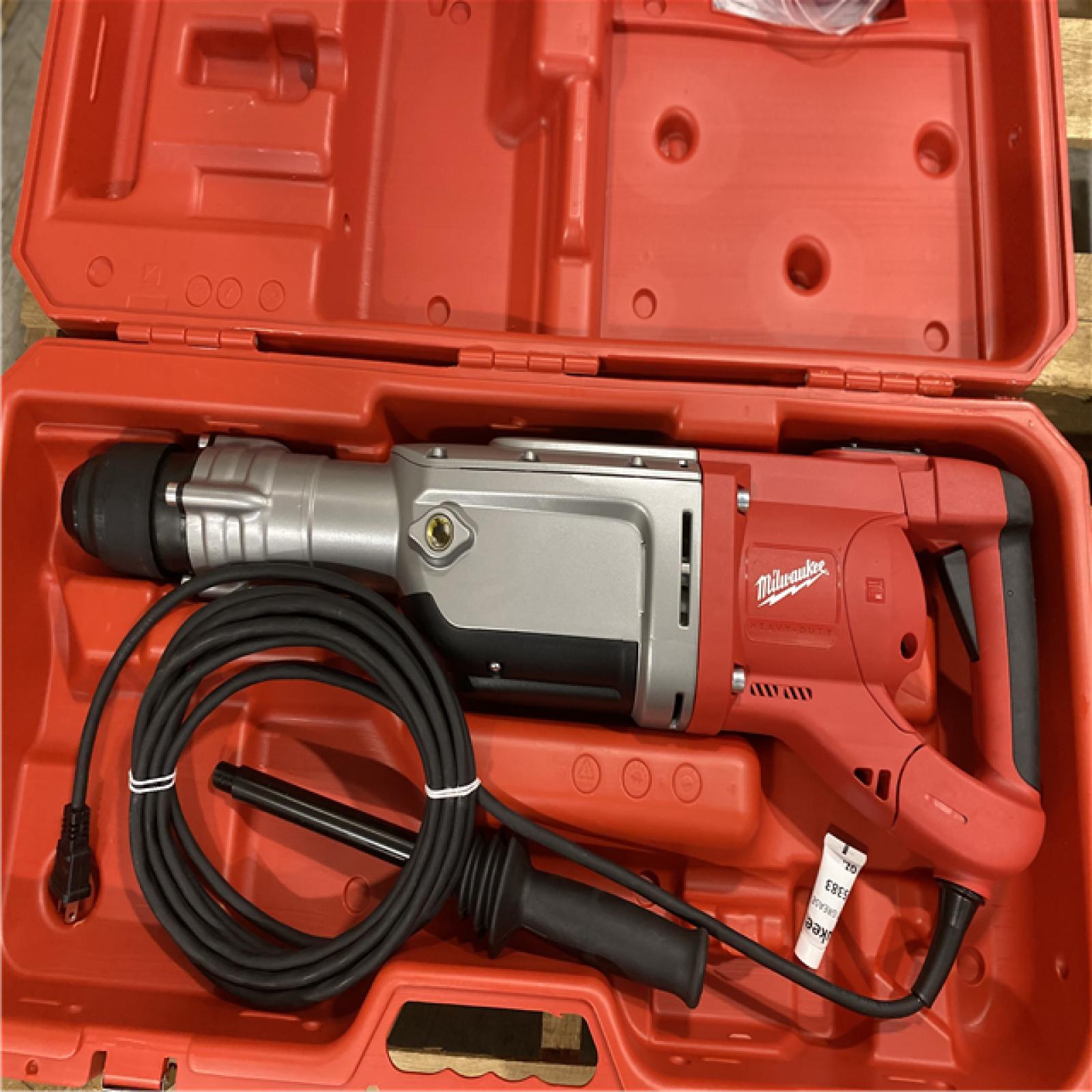 LIKE NEW! - Milwaukee 15 Amp Corded 2 in. SDS-Max Rotary Hammer