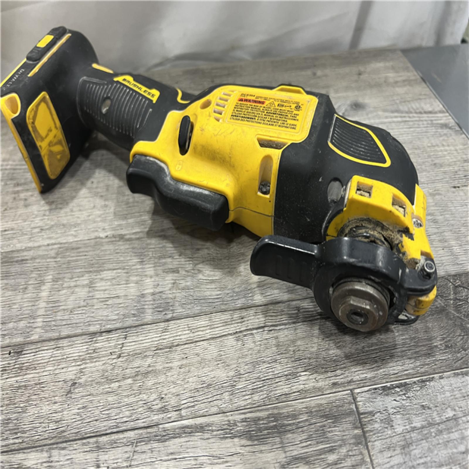 AS-IS DEWALT ATOMIC 20V MAX Cordless Brushless Oscillating Multi Tool (Tool Only)