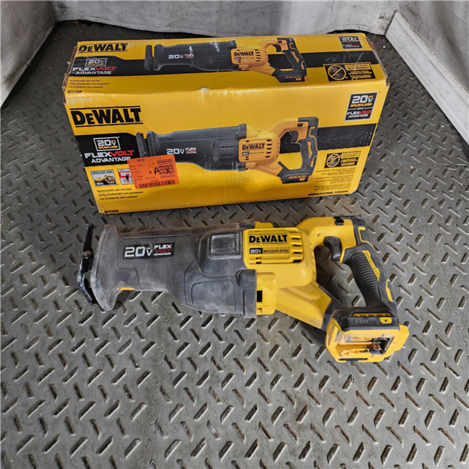 HOUSTON LOCATION - AS-IS 20V MAX Lithium Ion Cordless Brushless Reciprocating Saw with FLEXVOLT ADVANTAGE (Tool Only)