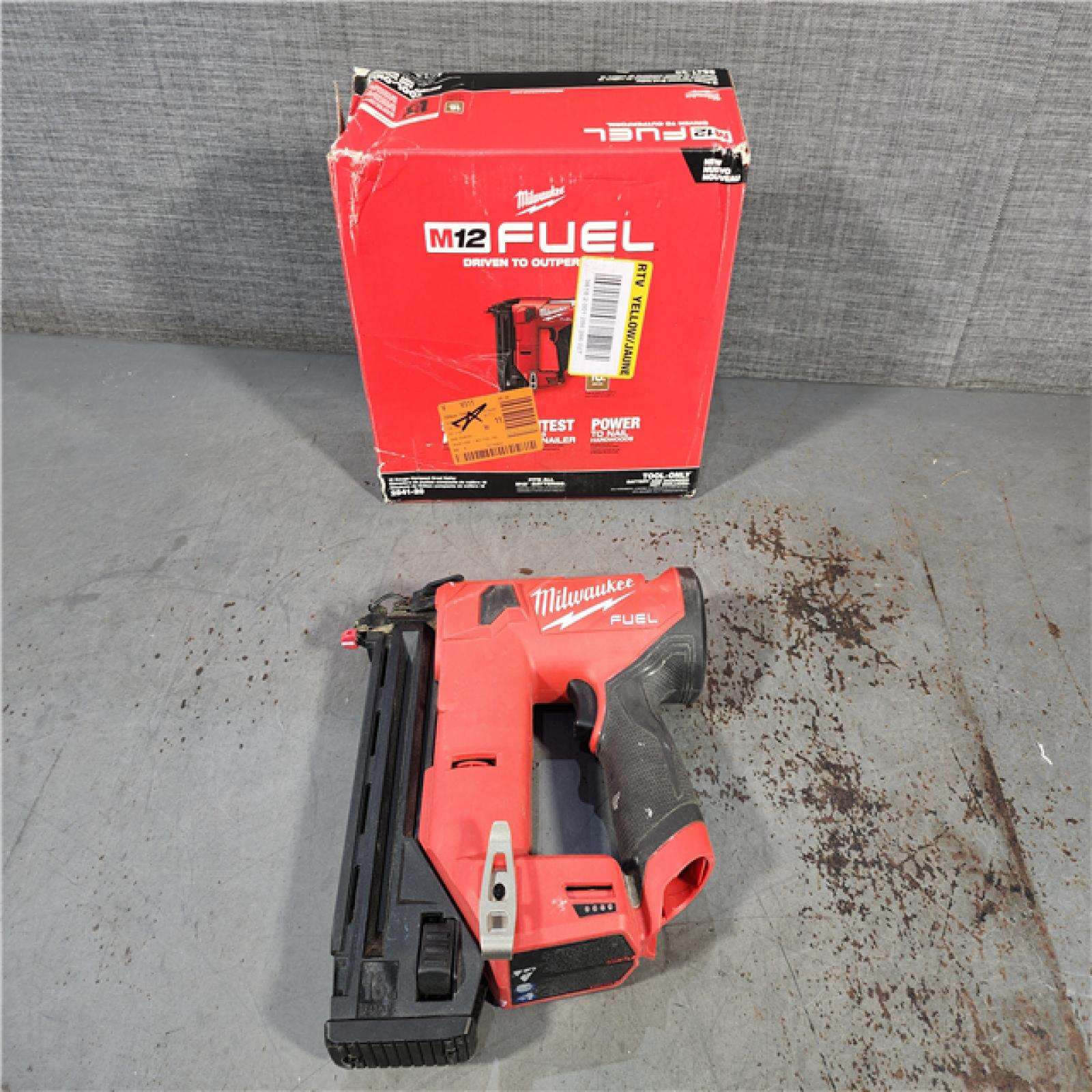 HOUSTON LOCATION - AS-IS M12 FUEL 12-Volt Lithium-Ion Brushless Cordless 18-Guage Compact Brad Nailer (Tool Only)