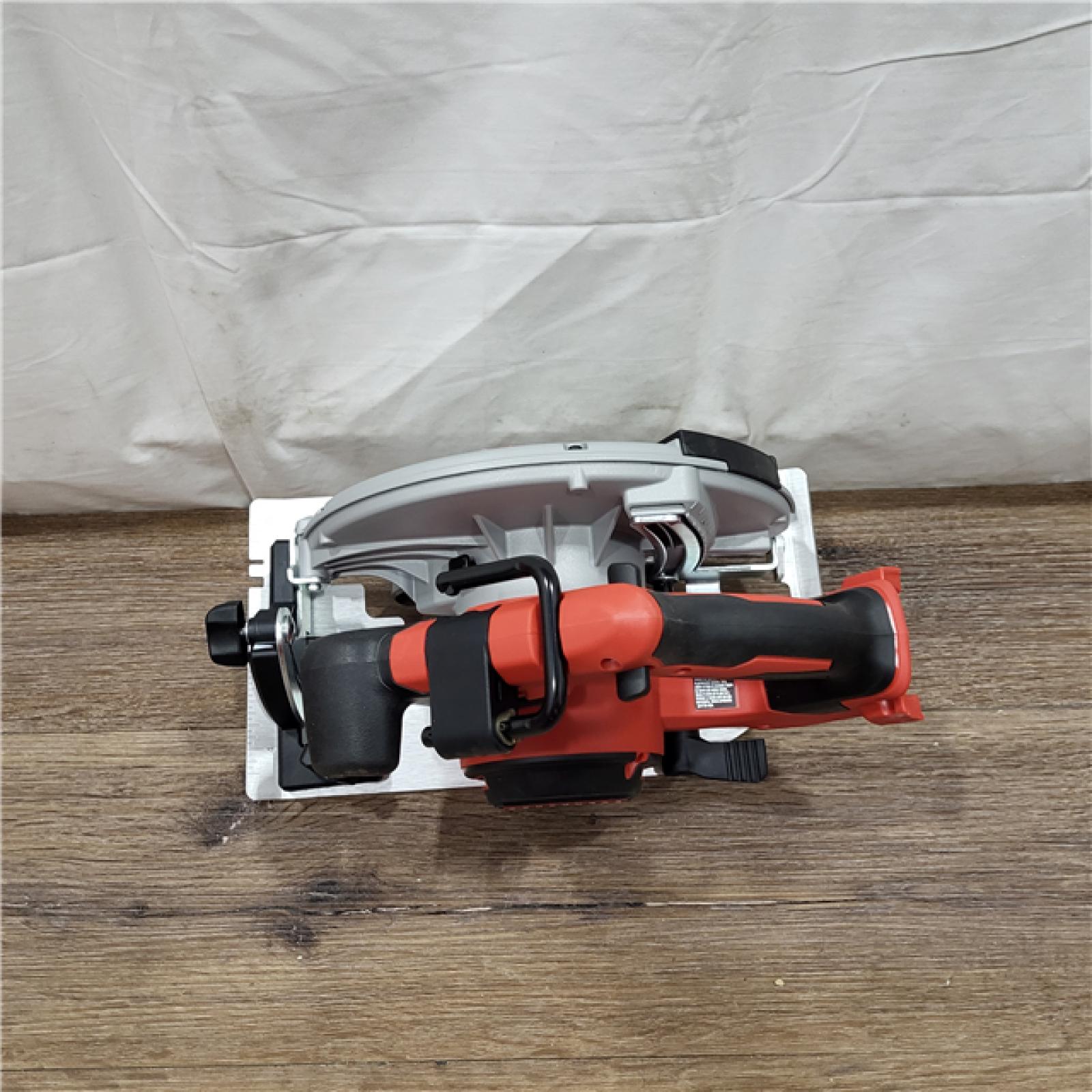 AS-IS Milwaukee M18 7-1/4  18V Brushless Circular Saw 2631-20 (Bare Tool)