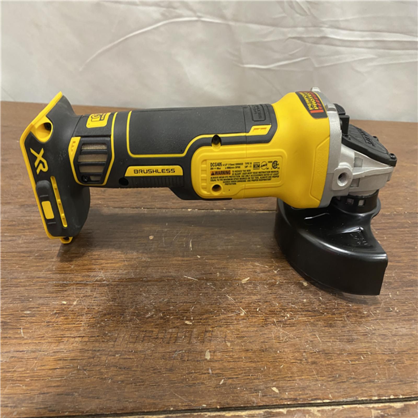 AS-ISDeWalt DCG405B 20V Max XR 4.5-Inch Slide Switch Small Angle Grinder (Tool Only)