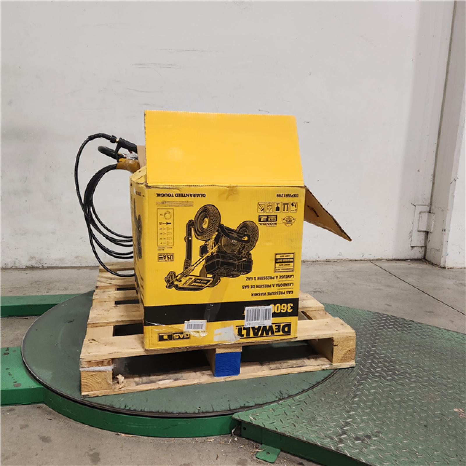 Dallas Location - As-Is DeWalt DXPW61299 3600 PSI Gas Pressure Washer (Lot Of 2)