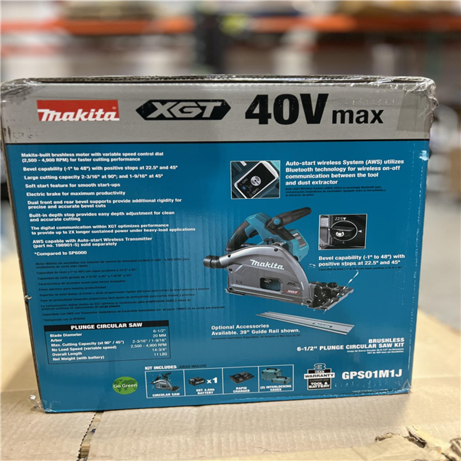 NEW! - Makita 40V max XGT Lithium-Ion Brushless Cordless 6-1/2 in. Plunge Circular Saw Kit, AWS Capable, (4.0Ah)