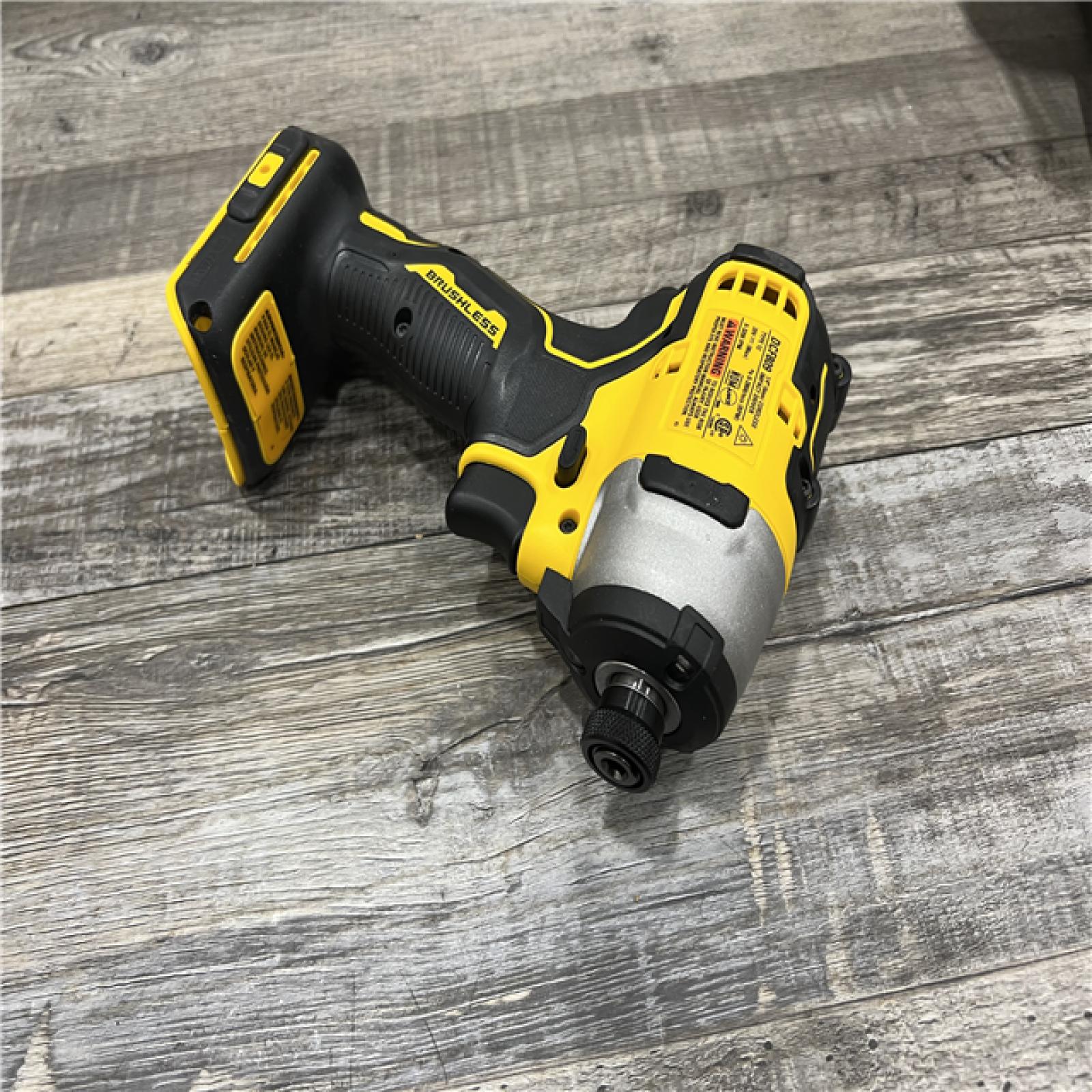 AS-IS DEWALT ATOMIC 20V MAX* Brushless Cordless Compact 1/4 in. Impact Driver Kit