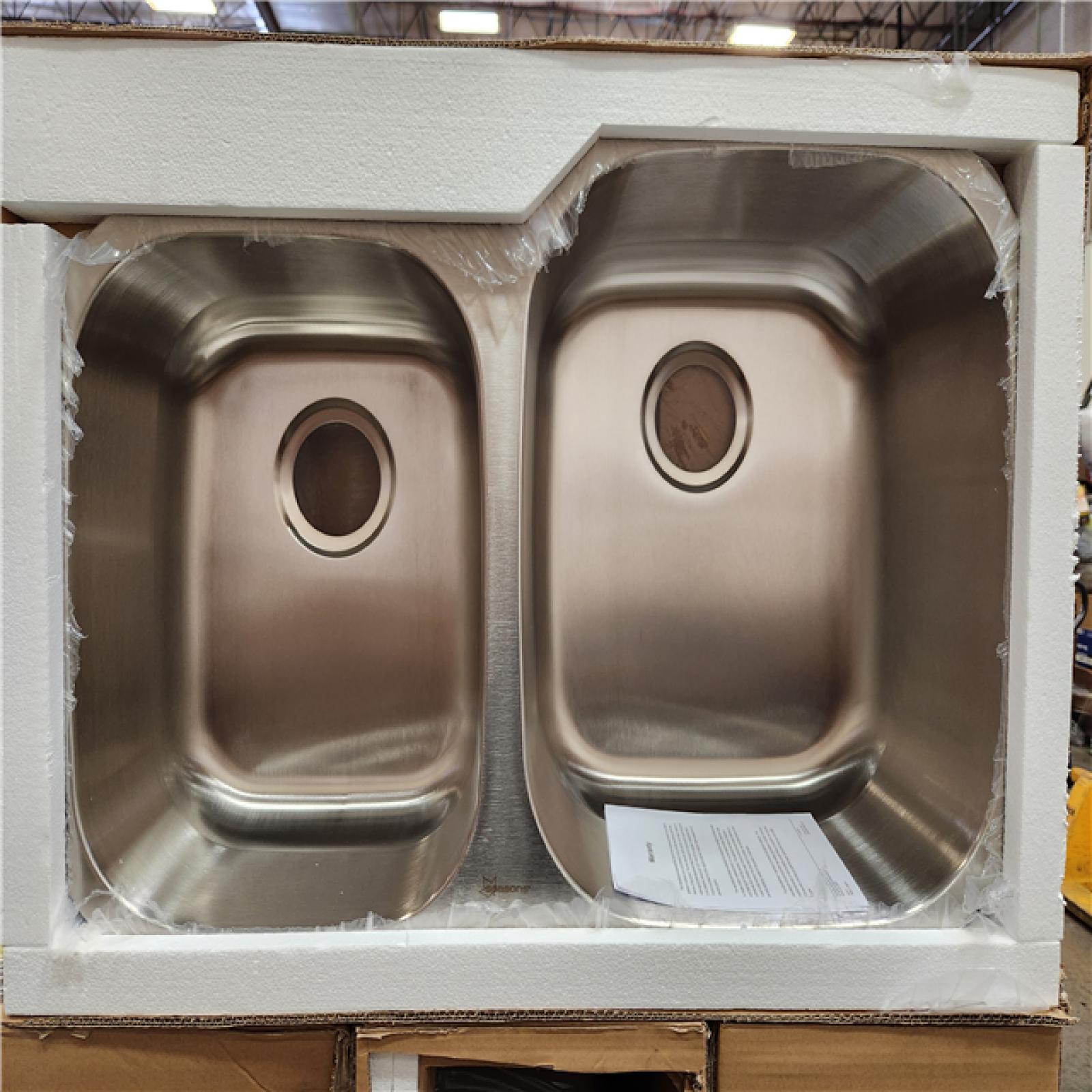 Phoenix Location NEW Seasons Stainless Steel Undermount 31 18G Double Bowl Offset Sink Pallet (12 Total)