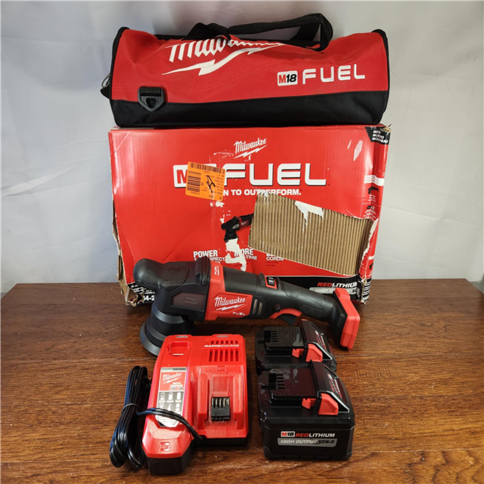 Good Milwaukee M18 FUEL Brushless Cordless 15mm Random Orbital Polisher Kit