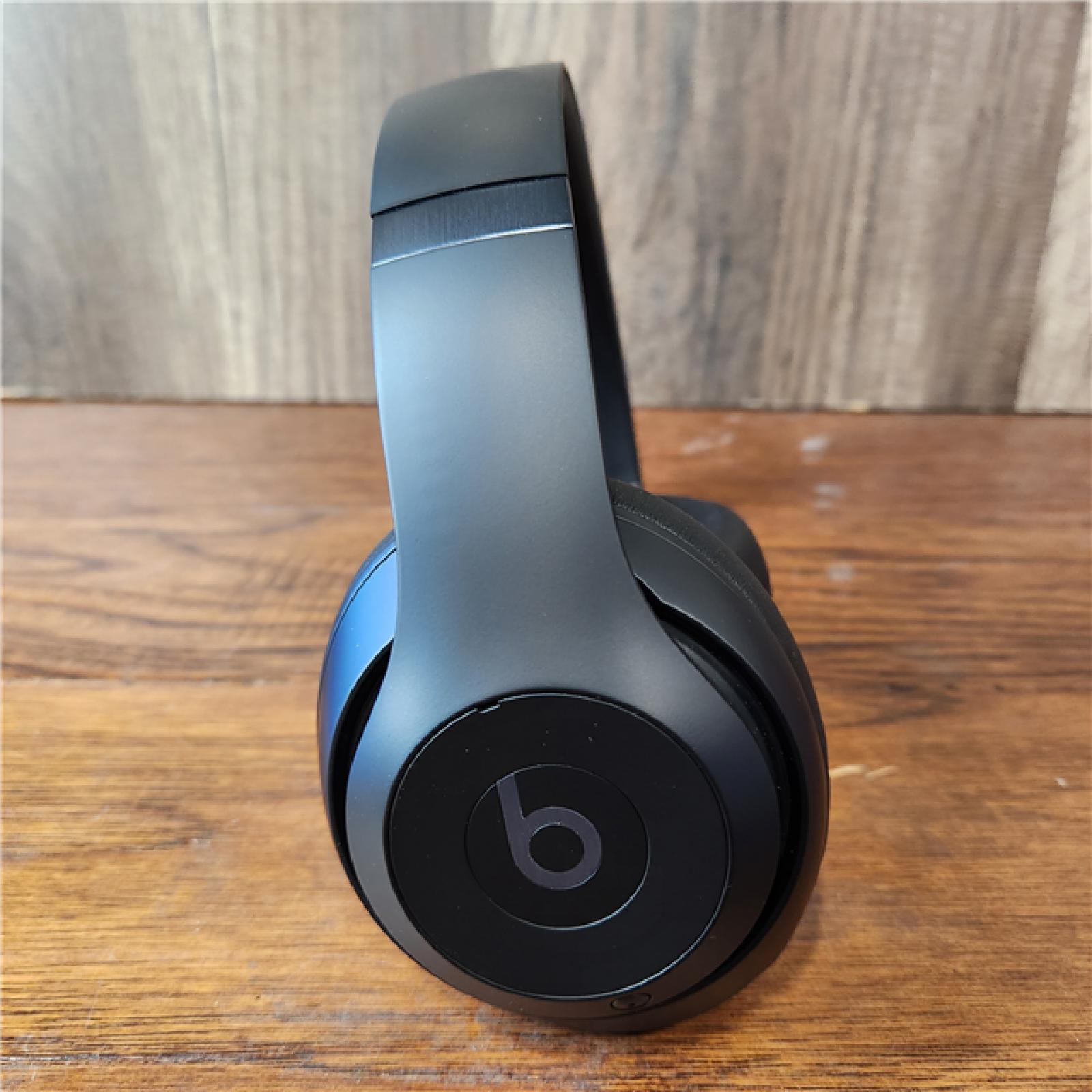 Beats Studio Pro - Noise Cancelling Headphone - Black