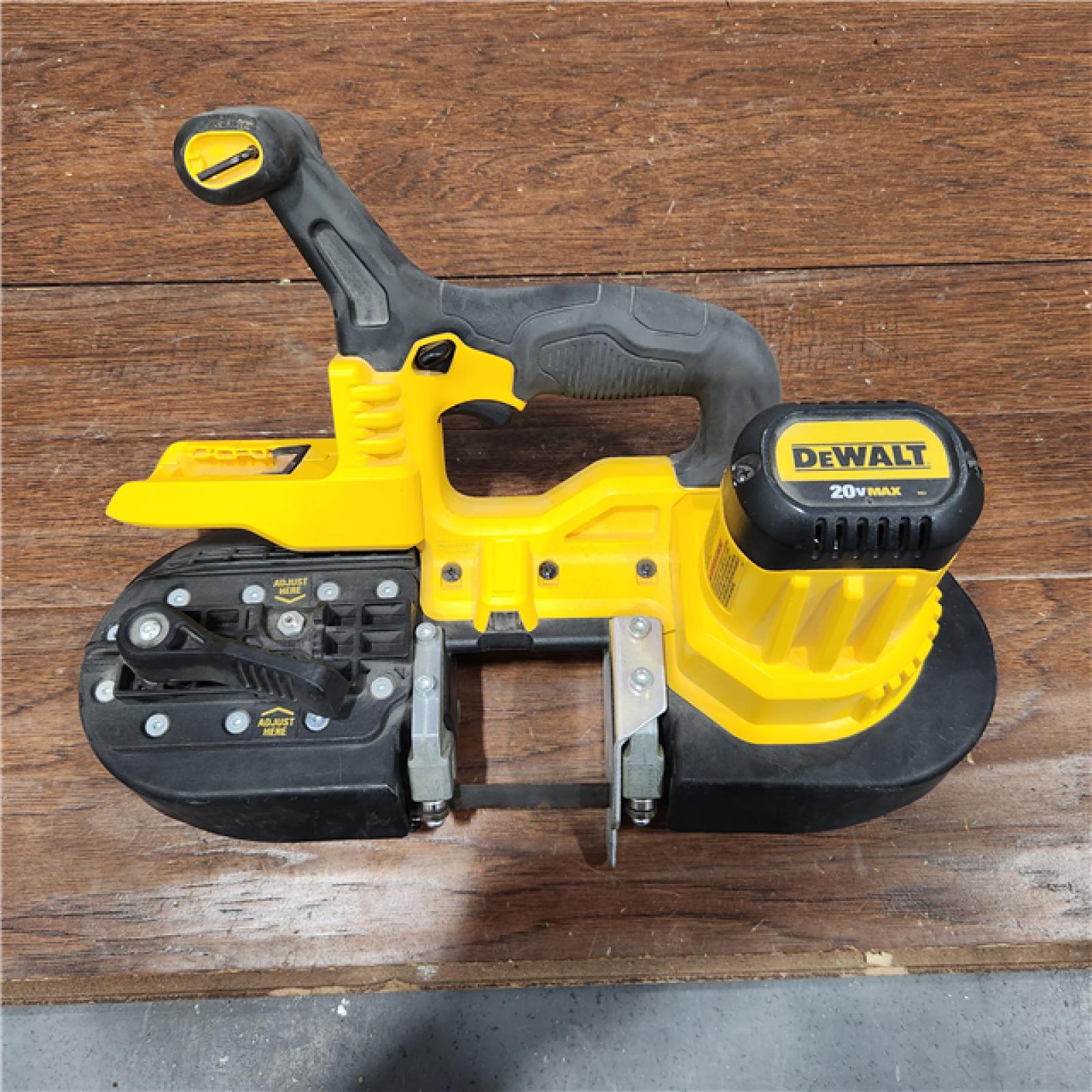 AS-IS DeWalt 20V MAX Cordless Lithium-Ion 15 in Band Saw (Tool Only)