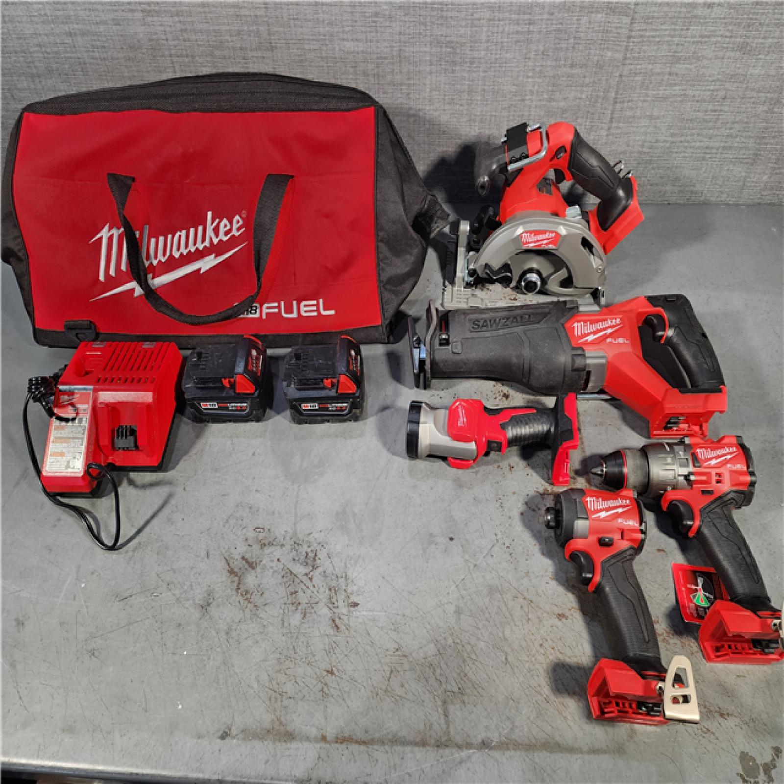 HOUSTON LOCATION - AS-IS Milwaukee 5 Tool Combo Kit W/ (2) Battery & Charger