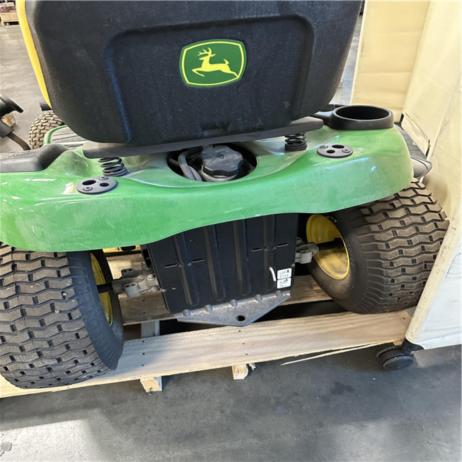 California AS-IS John Deere S100 Lawn Tractor