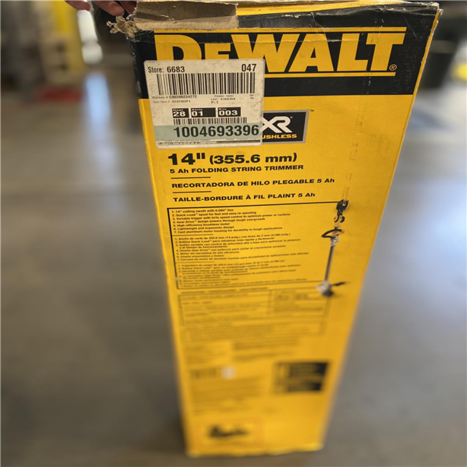 AS - IS  DEWALT 20V MAX 14 in. Brushless Cordless Battery Powered Foldable String Trimmer Kit with (1) 5 Ah Battery & Charger