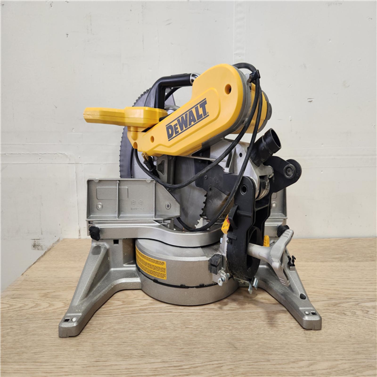 Phoenix Location DEWALT 15 Amp Corded 12 in. Compound Double Bevel Miter Saw