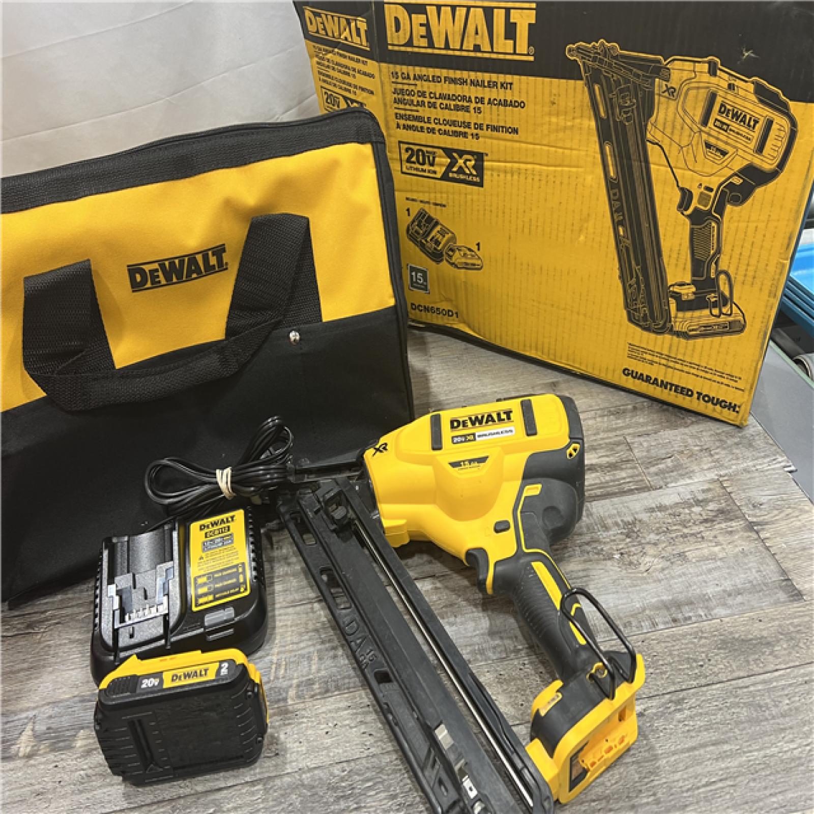 AS-IS DEWALT 20V MAX XR 15 Ga. Cordless 34 Deg Nailer 20 V