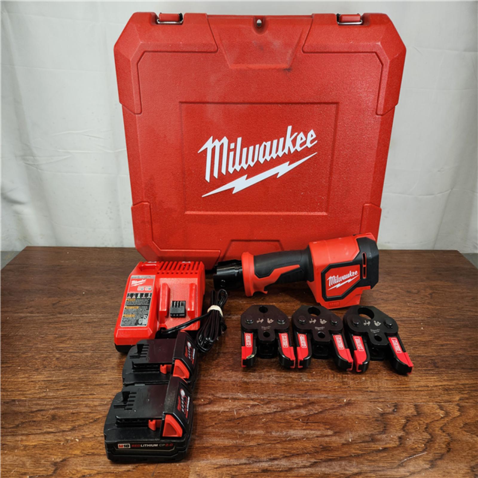 AS-IS Milwaukee M18 18V Lithium-Ion Cordless Short Throw Press Tool Kit ...