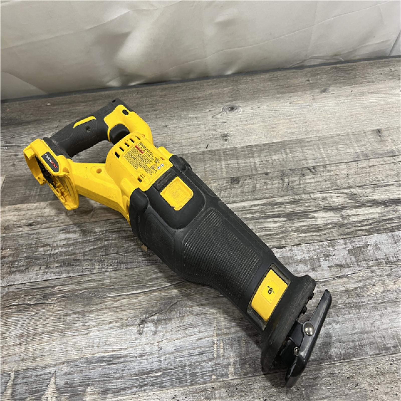 AS-IS DeWalt DCS389B FLEXVOLT 60V MAX Cordless Brushless Reciprocating Saw (Tool-Only)