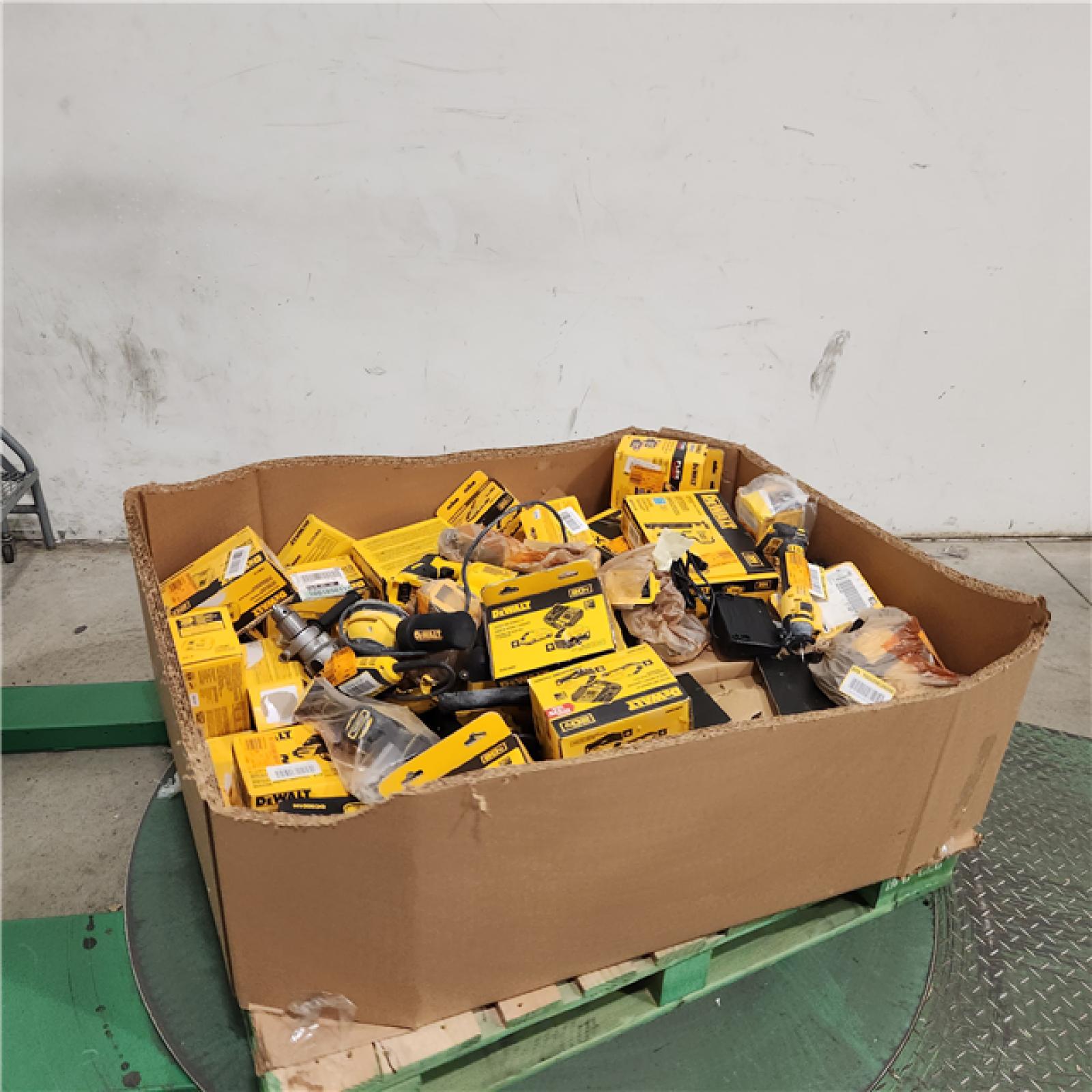 Dallas Location - As-Is DEWALT Tool Pallet