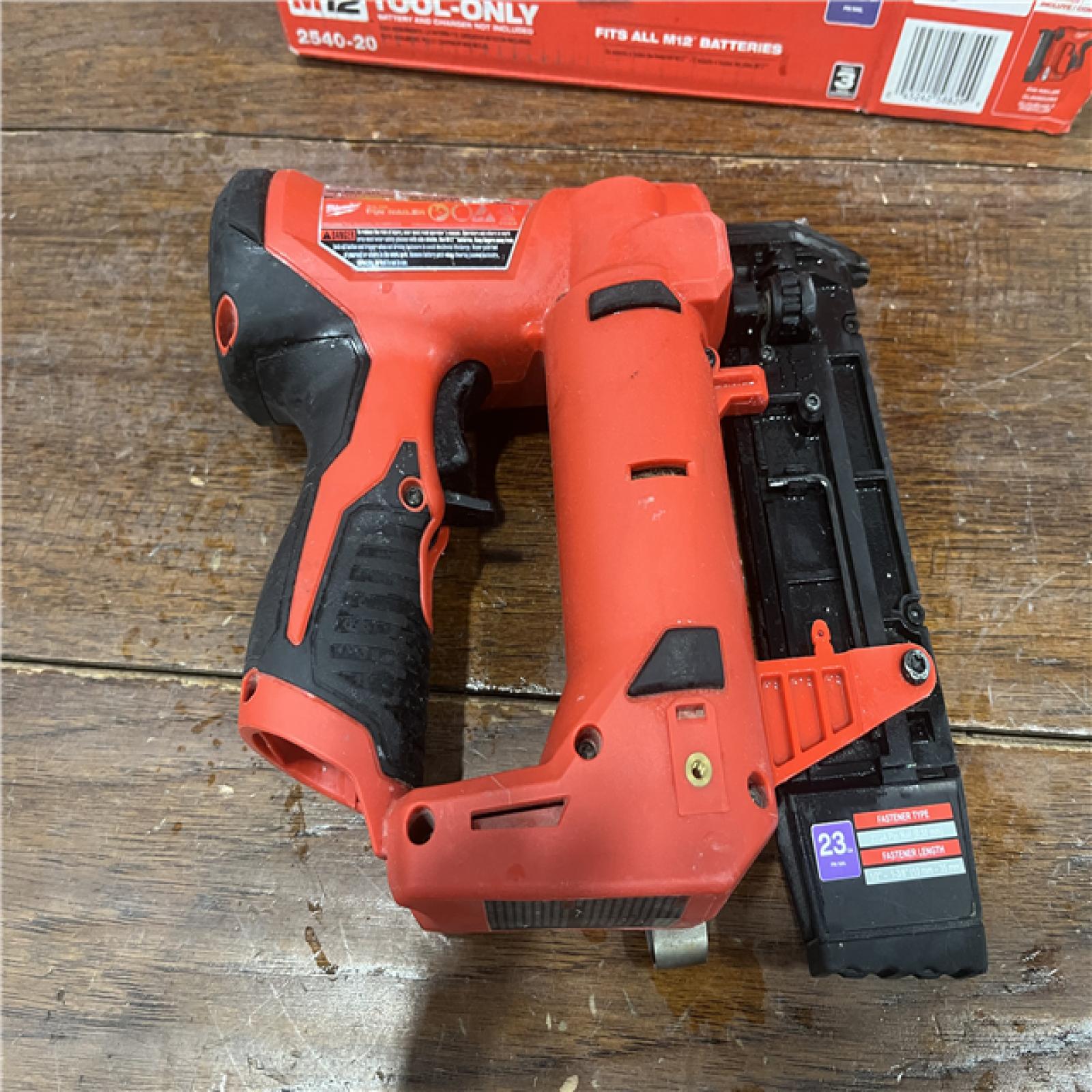 AS-ISMilwaukee 2540-20 12V 23 Gauge Cordless Pin Nailer (Tool Only)