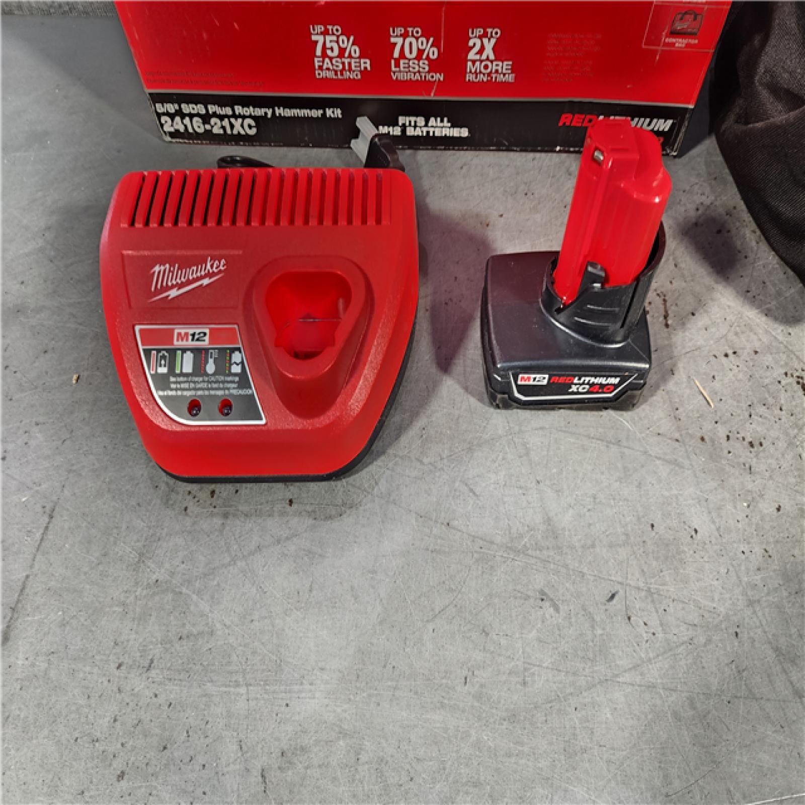 HOUSTON LOCATION - AS-IS Milwaukee Cordless 5/8 in. SDS-Plus Rotary Hammer Kit