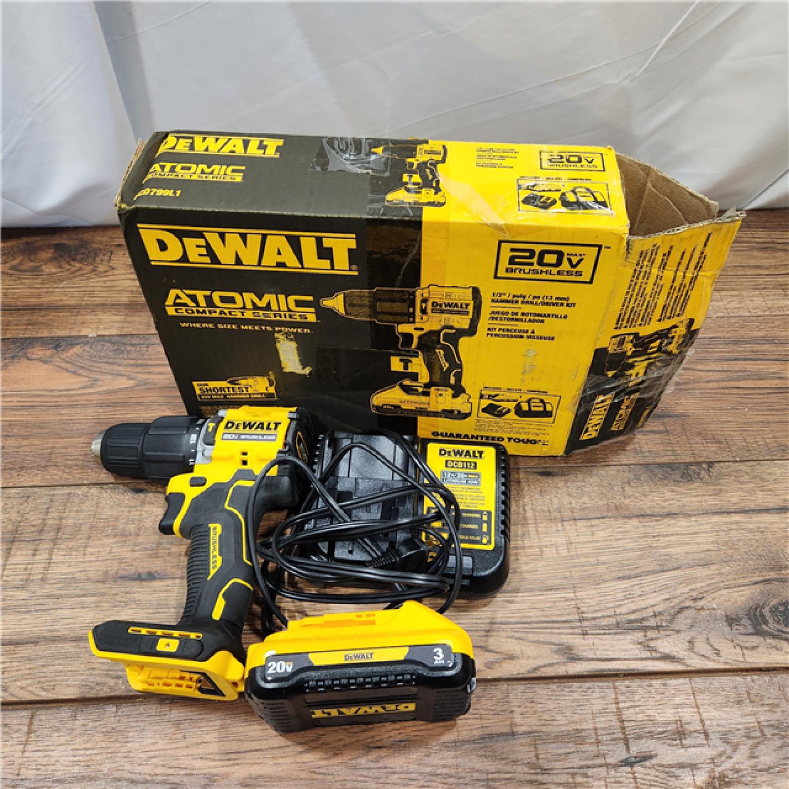 AS-IS DeWalt ATOMIC 20-Volt Lithium-Ion Cordless 1/2 in. Compact Hammer Drill with 3.0Ah Battery, Charger and Bag