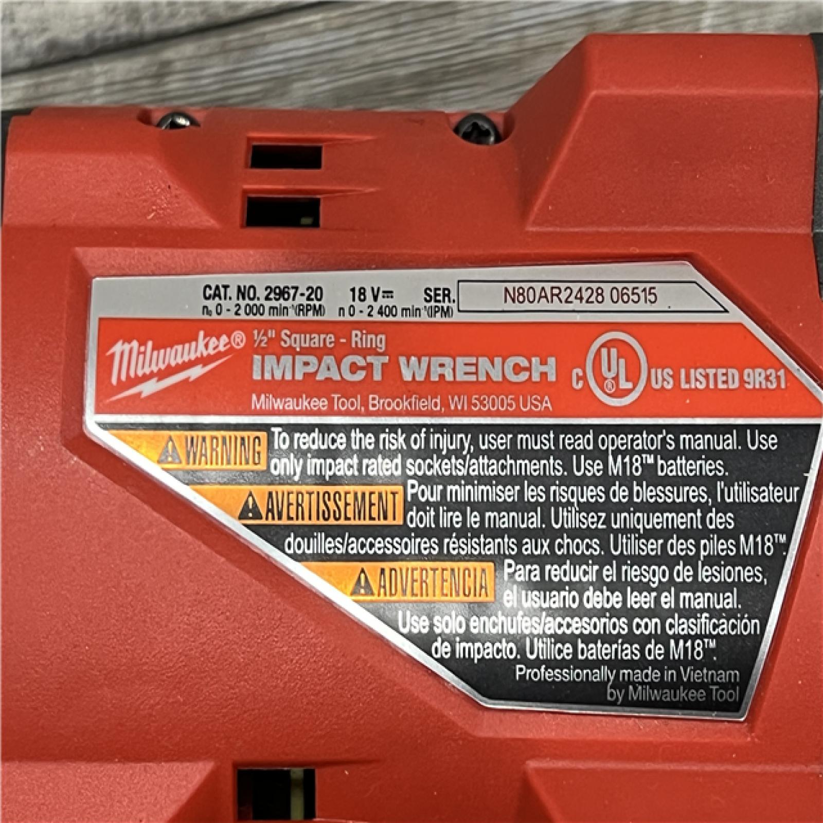 AS-IS Milwaukee M18 1/2 in. Cordless Brushless High Torque Impact Wrench Kit (Battery & Charger)