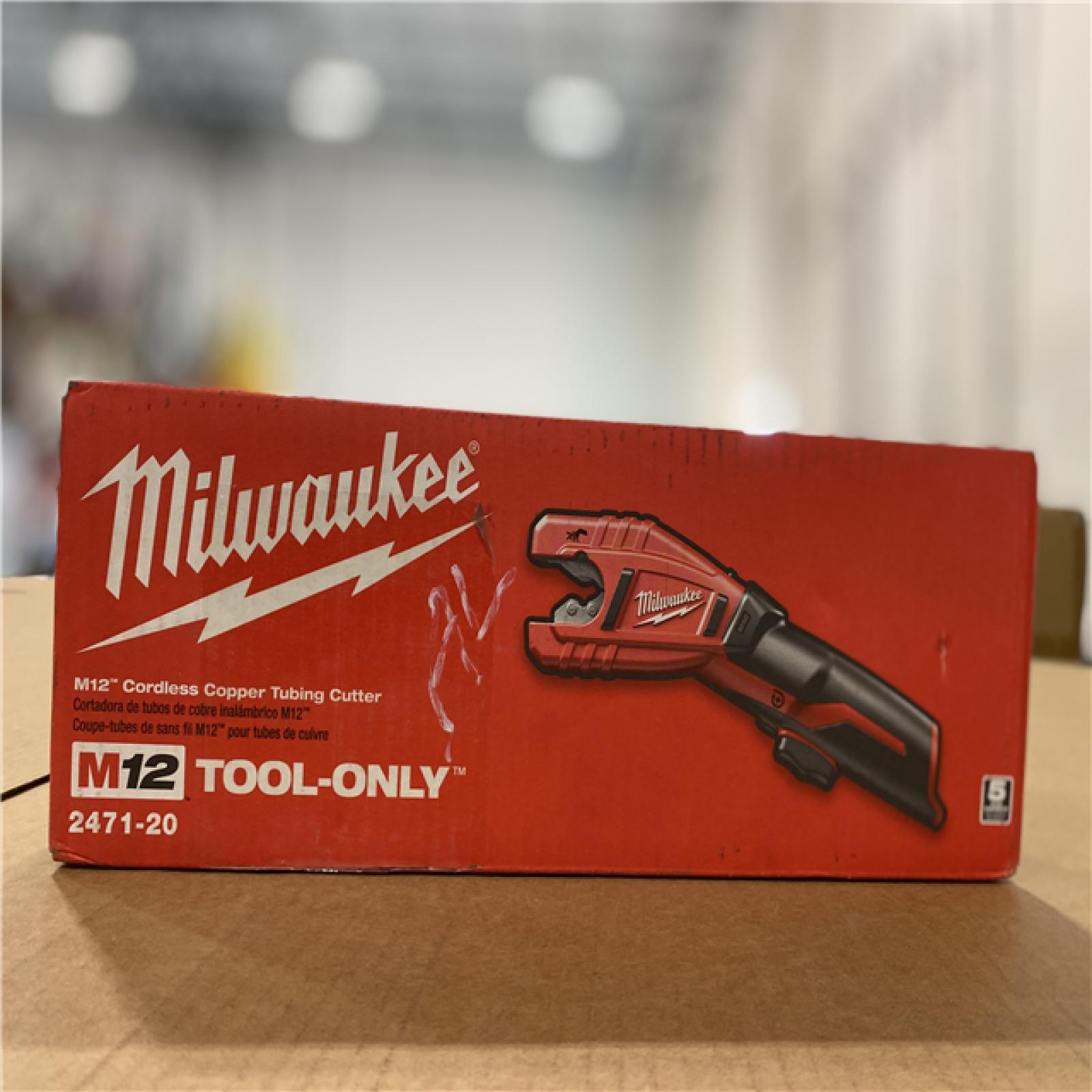 NEW! -  Milwaukee M12 12V Lithium-Ion Cordless Copper Tubing Cutter (Tool-Only)