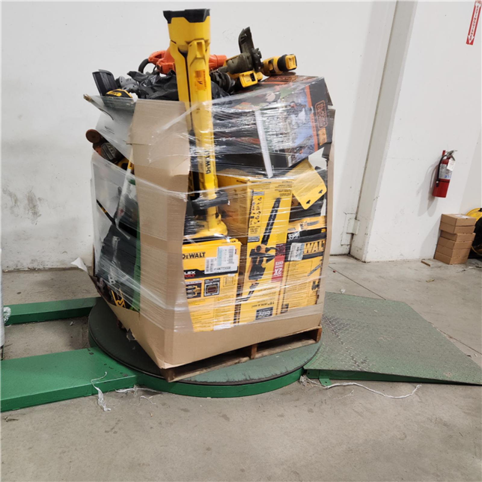 Dallas Location - As-Is DEWALT Tool Pallet