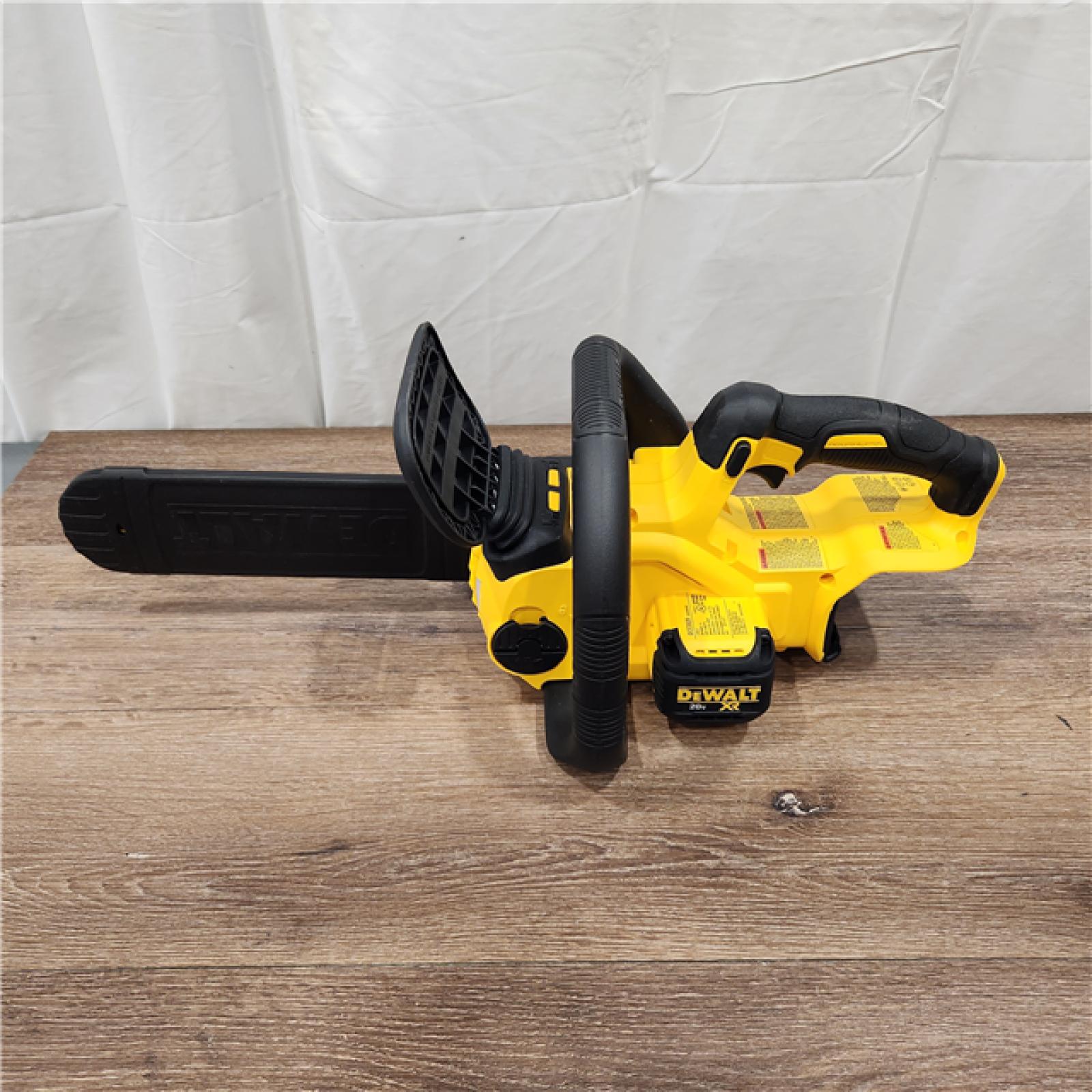 AS-IS Dewalt 7605686 12 in. 20V Battery Powered Chainsaw