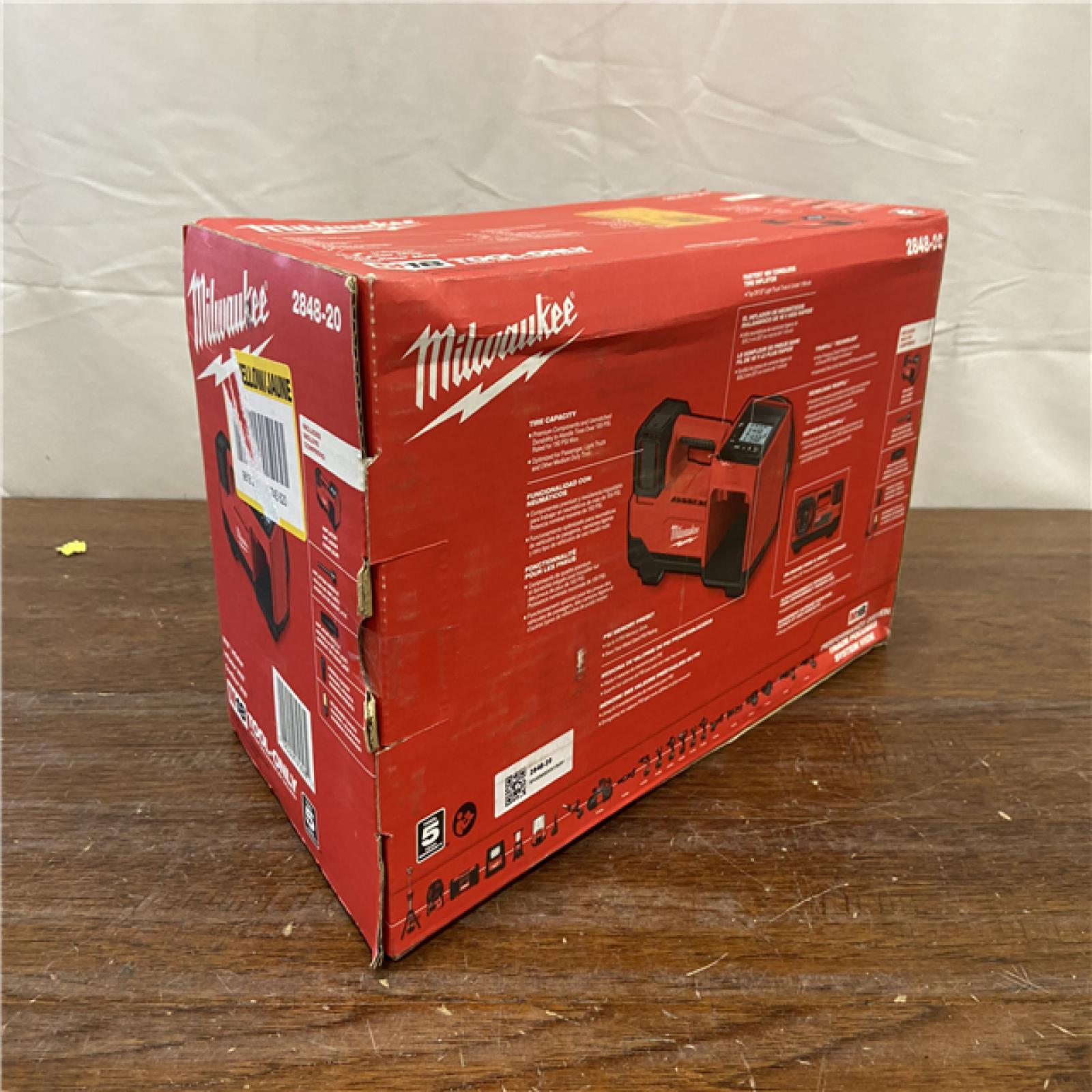 NEW! MILWAUKEE M18 18-Volt Lithium-Ion Cordless Inflator (Tool-Only)