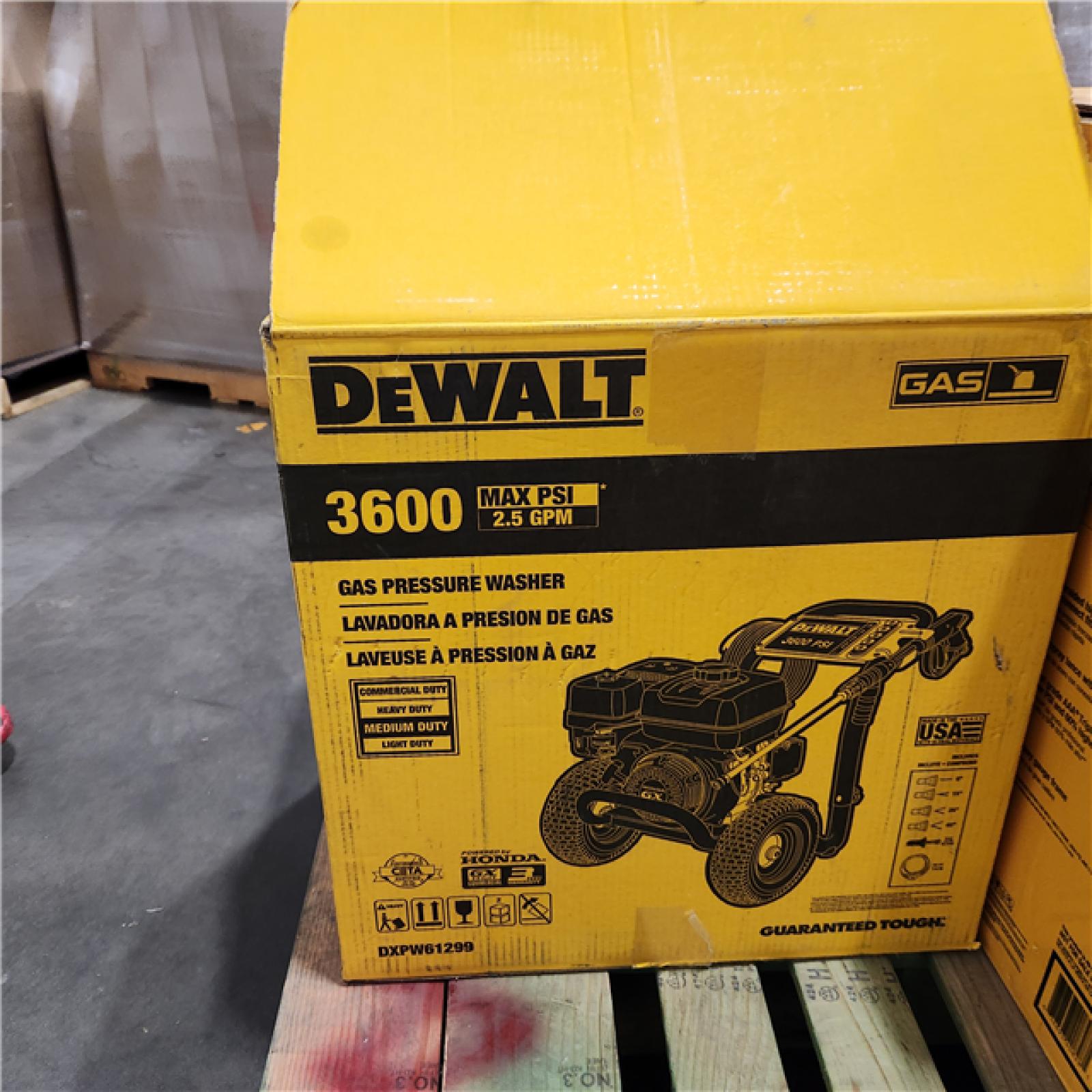 Dallas Location - As-Is DEWALT DXPW61299 3600 PSI 2.5 GPM Gas Powered Pressure Washer