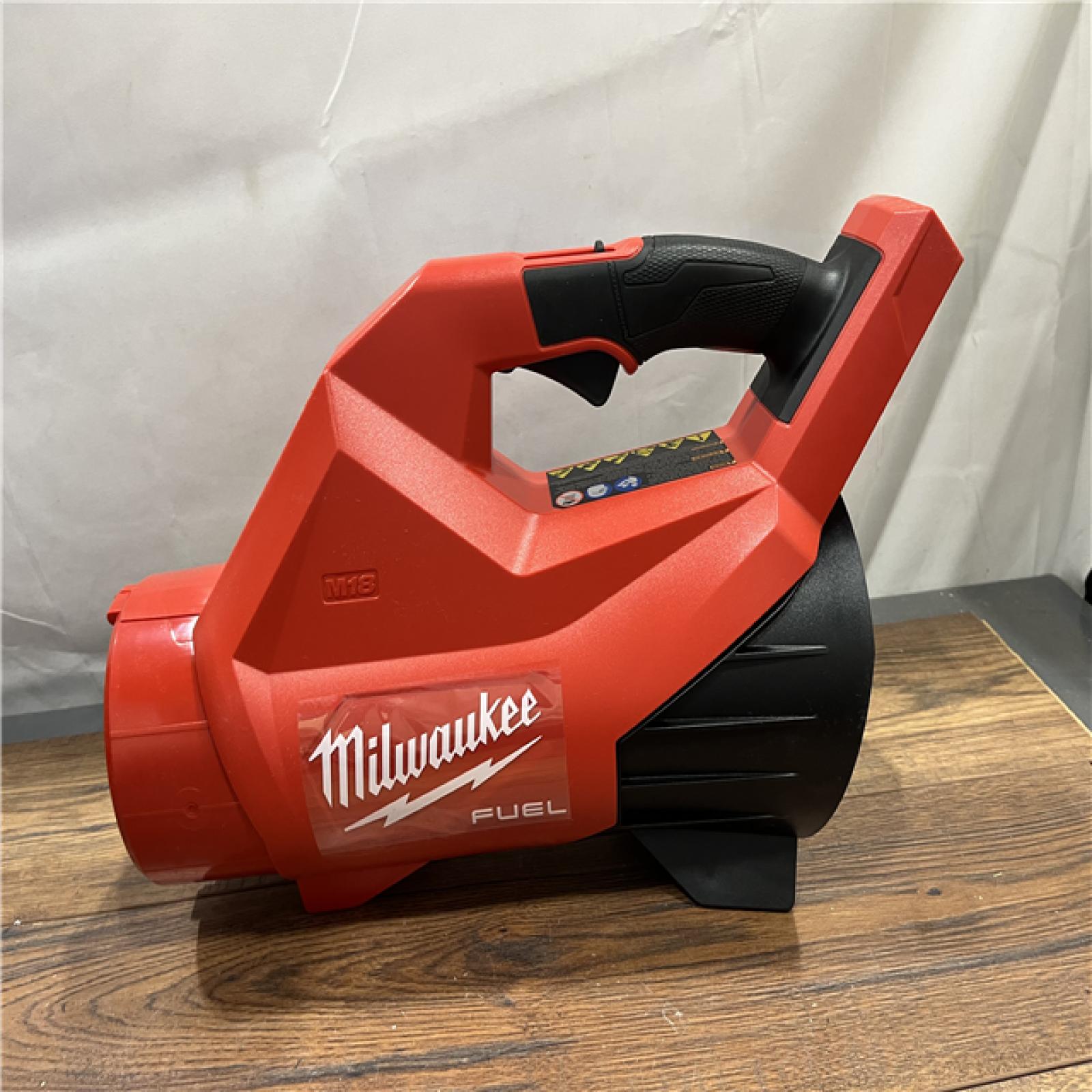 AS-IS Milwaukee M18 FUEL 18V Lithium-Ion Brushless Cordless Handheld Blower (Tool-Only)