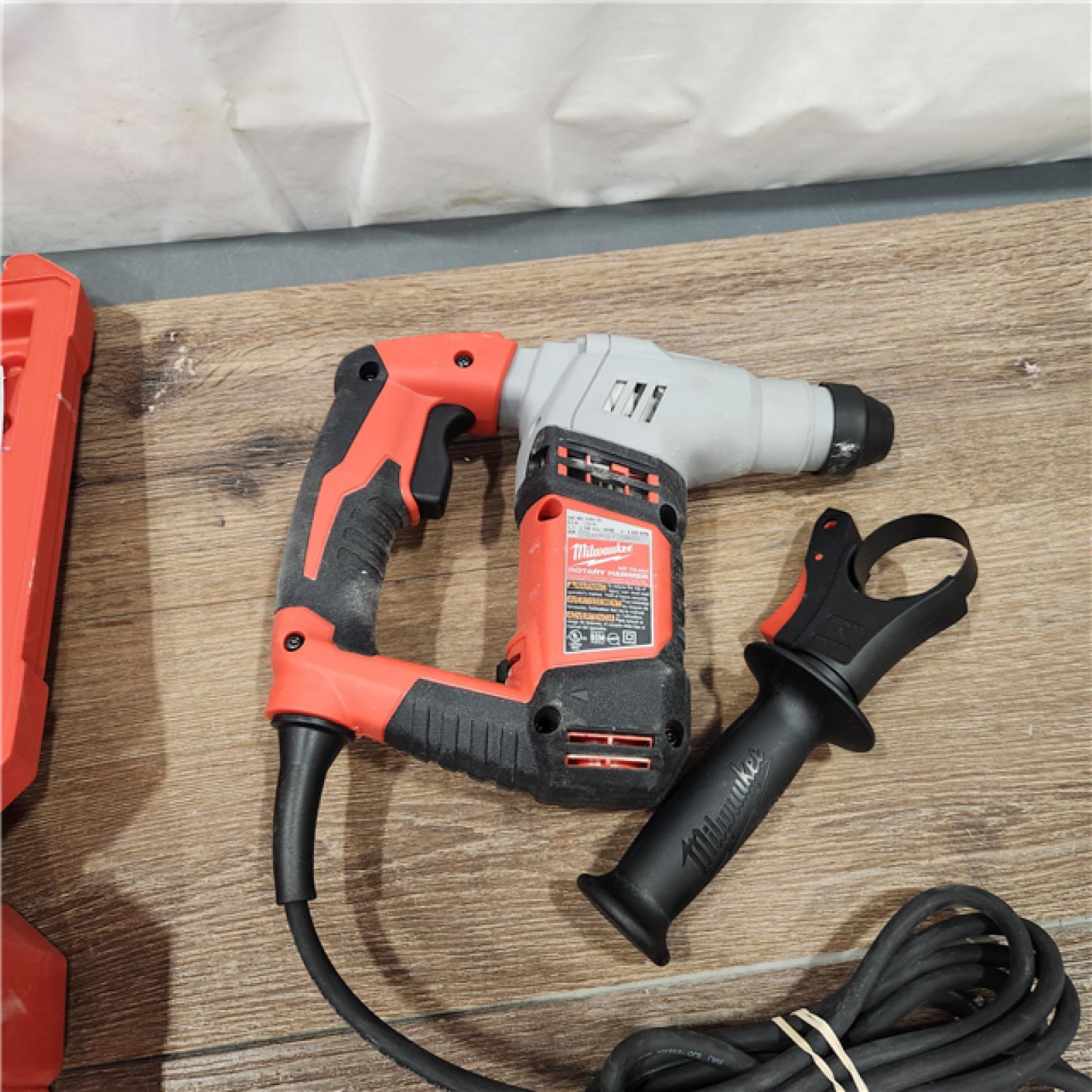 AS-IS Milwaukee 5.5 Amp 5/8 in. Corded SDS-plus Concrete/Masonry Rotary Hammer Drill Kit with Case