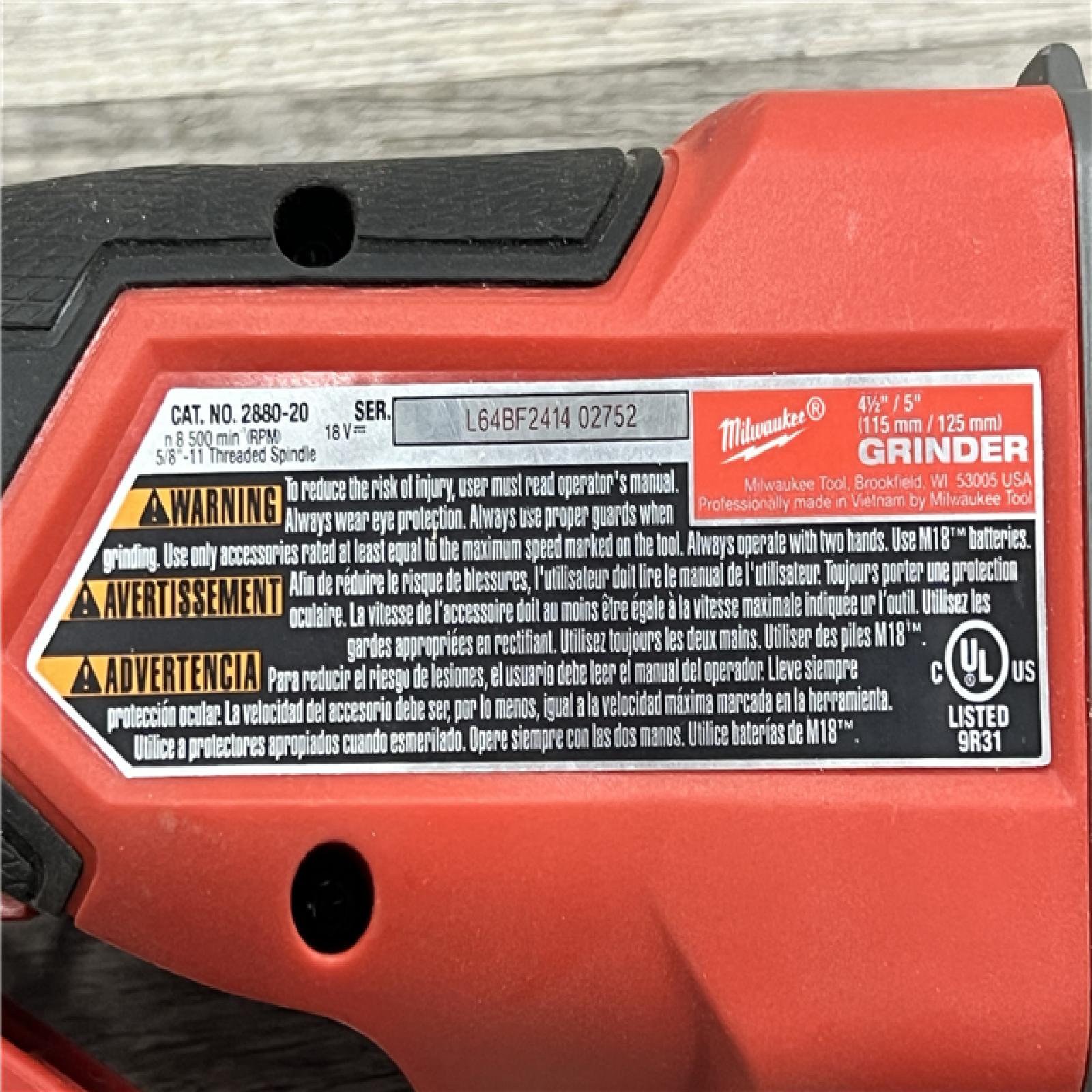 AS-IS Milwaukee 2880-20 M18 FUEL 18-Volt Lithium-Ion Brushless Cordless 4-1/2 in./5 in. Grinder W/Paddle Switch (Tool-Only)