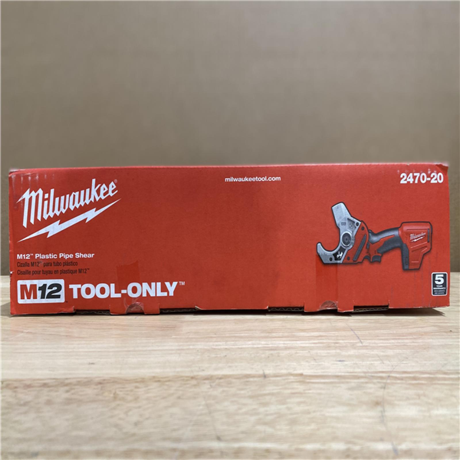 NEW! - Milwaukee M12 12V Lithium-Ion Cordless PVC Pipe Shear (Tool-Only)