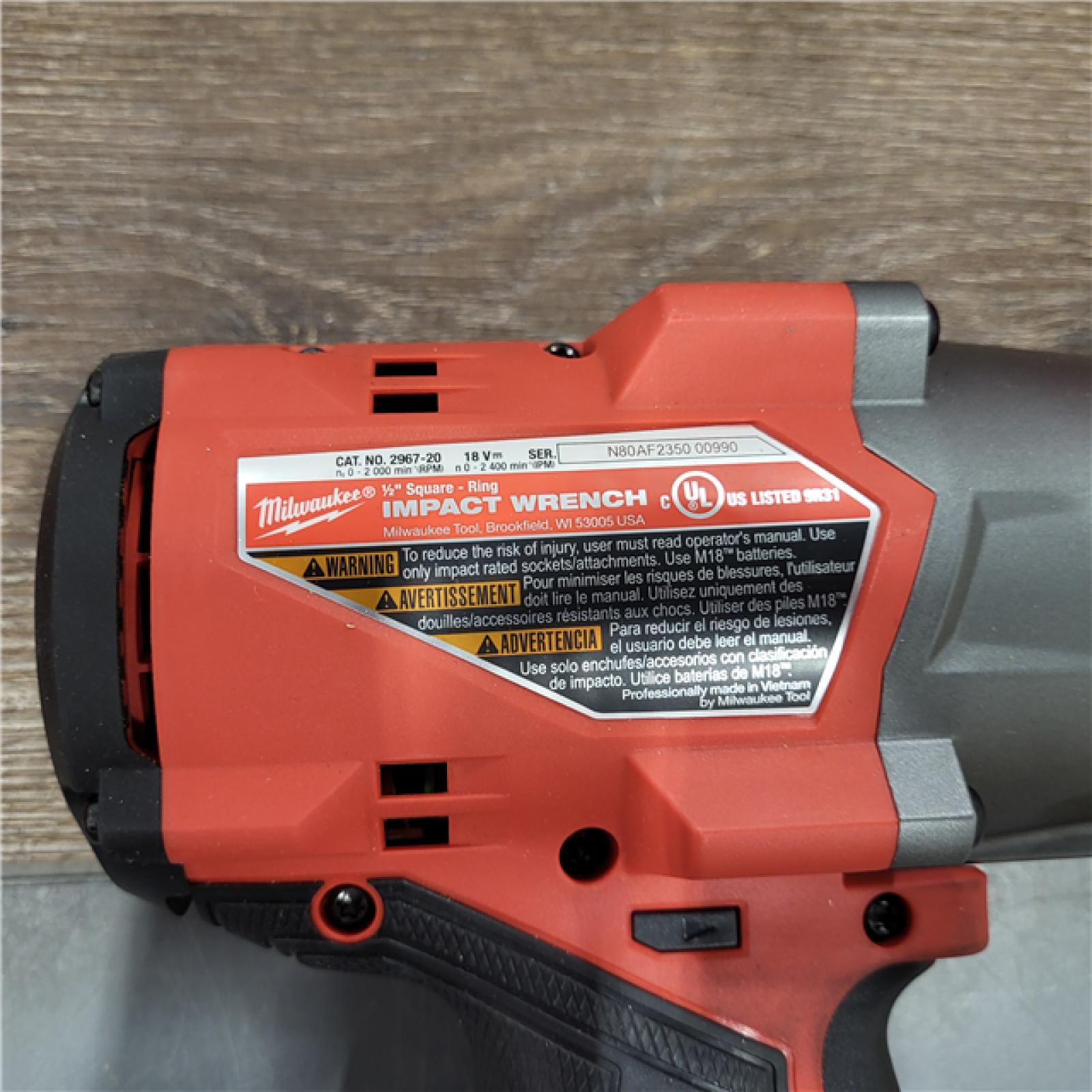 AS-IS Milwaukee M18 1/2 in. Cordless Brushless High Torque Impact Wrench Kit (Battery & Charger)