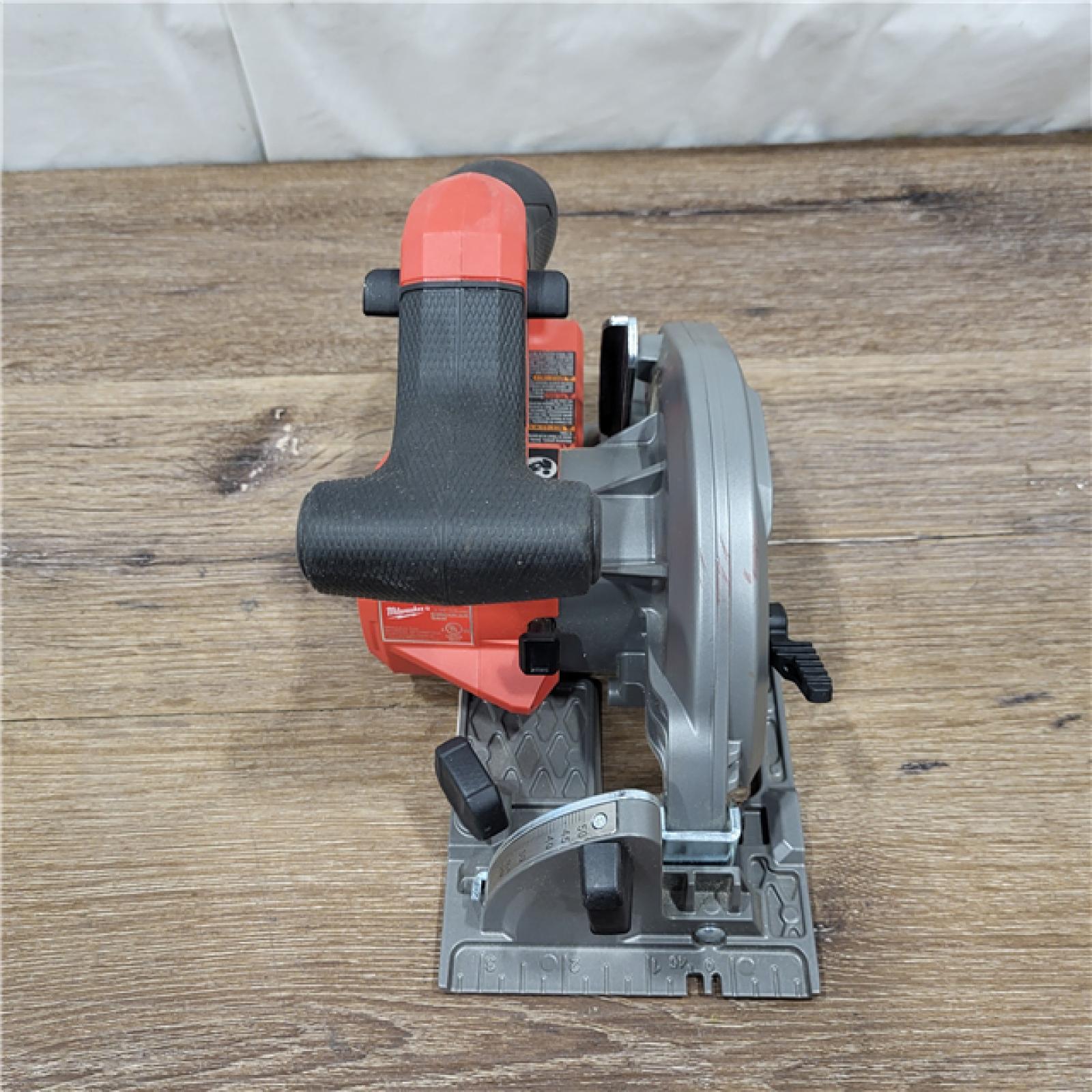 AS-IS M12 FUEL 12V Lithium-Ion Brushless 5-3/8 in. Cordless Circular Saw (Tool-Only)