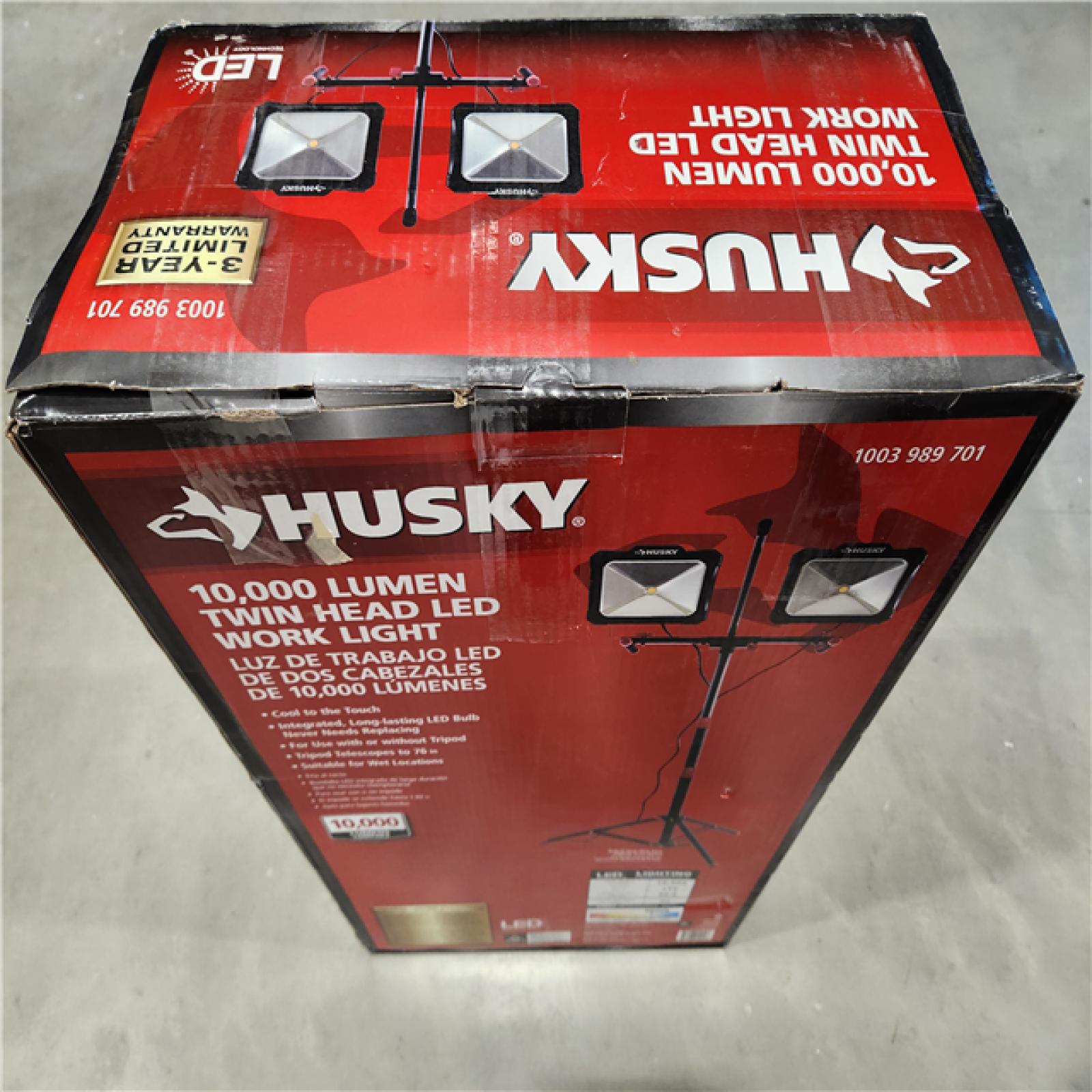 Like New Husky 10000 Lumens Twin Head LED Work Light with Tripod