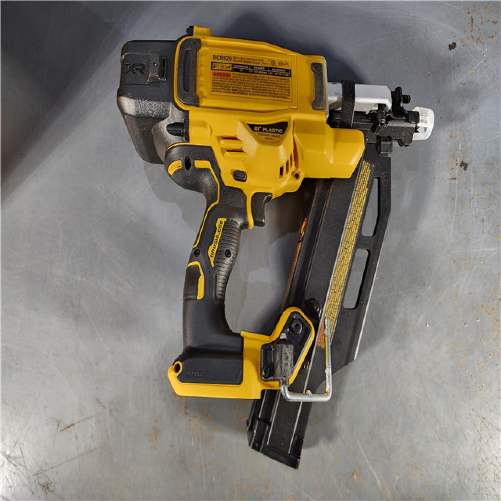 HOUSTON LOCATION - AS-IS (APPEARS LIKE NEW) DEWALT 20-Volt 21Â° Cordless Framing Nailer (Tool-Only)