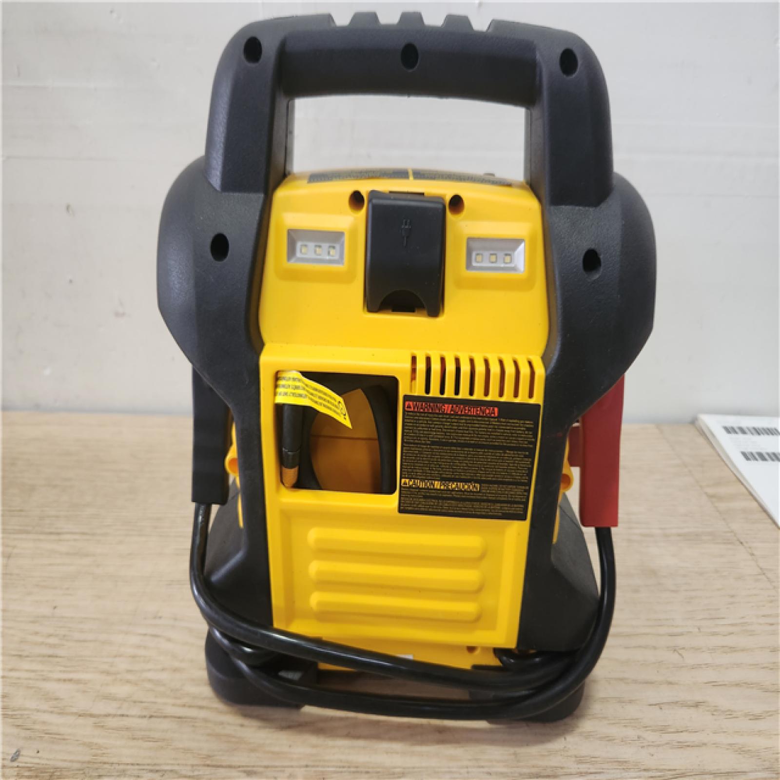 Phoenix Location DEWALT 1600 Peak Amp Jump Starter with Digital Compressor and USB Power Bank