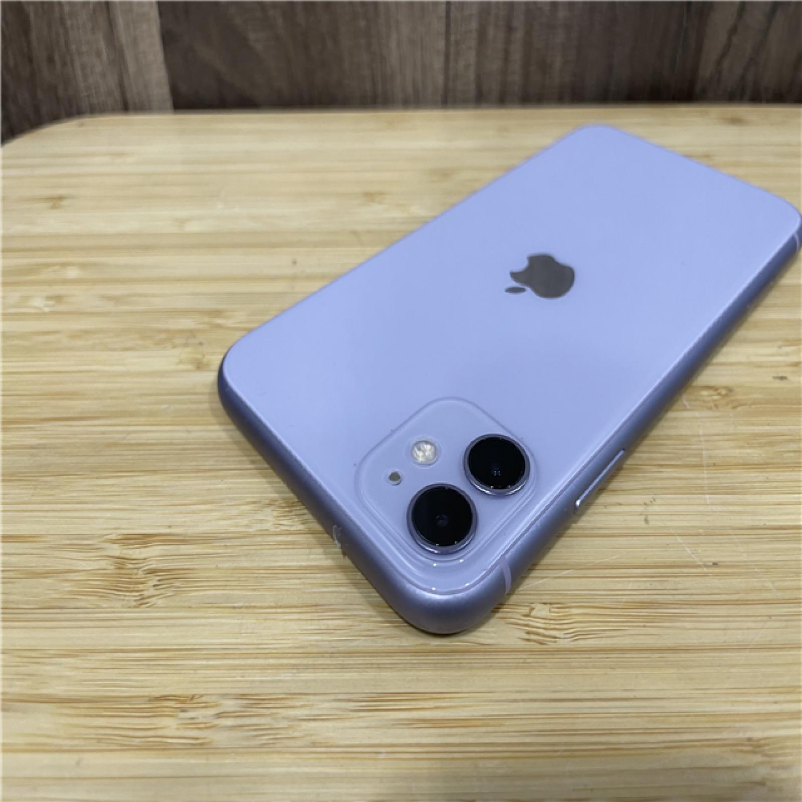 Apple iPhone 11 (128GB) - Purple