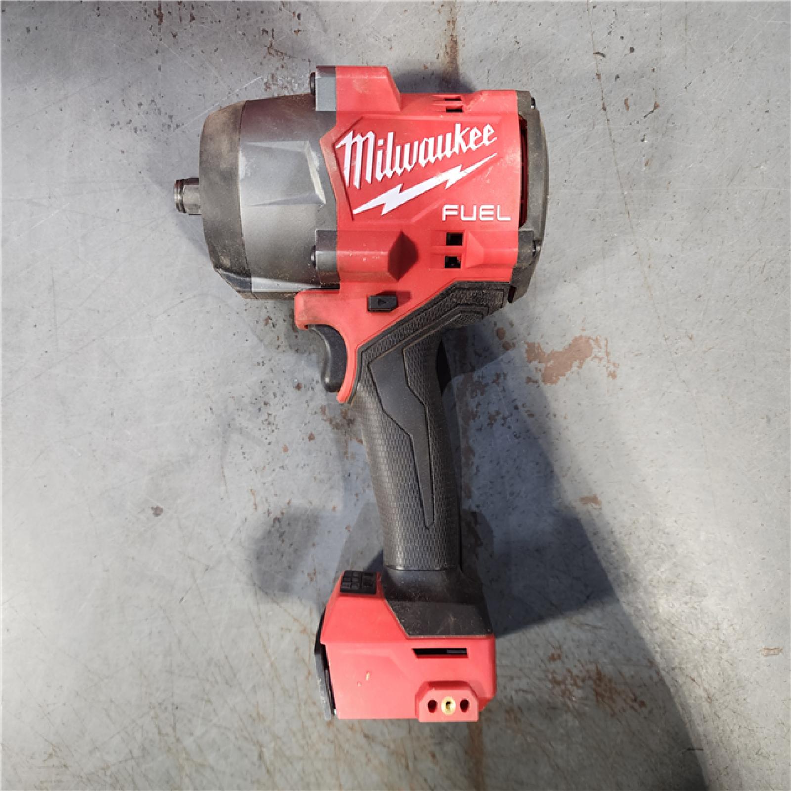 HOUSTON LOCATION - AS-IS Milwaukee M18 1/2 in. Cordless Brushless High Torque Impact Wrench Kit (Battery & Charger)