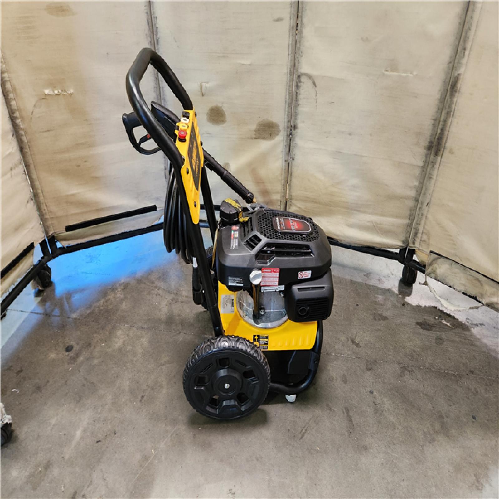 California AS-IS Dewalt 3100 PSI Pressure Washer W/ Honda Easy start GCV 170 Motor