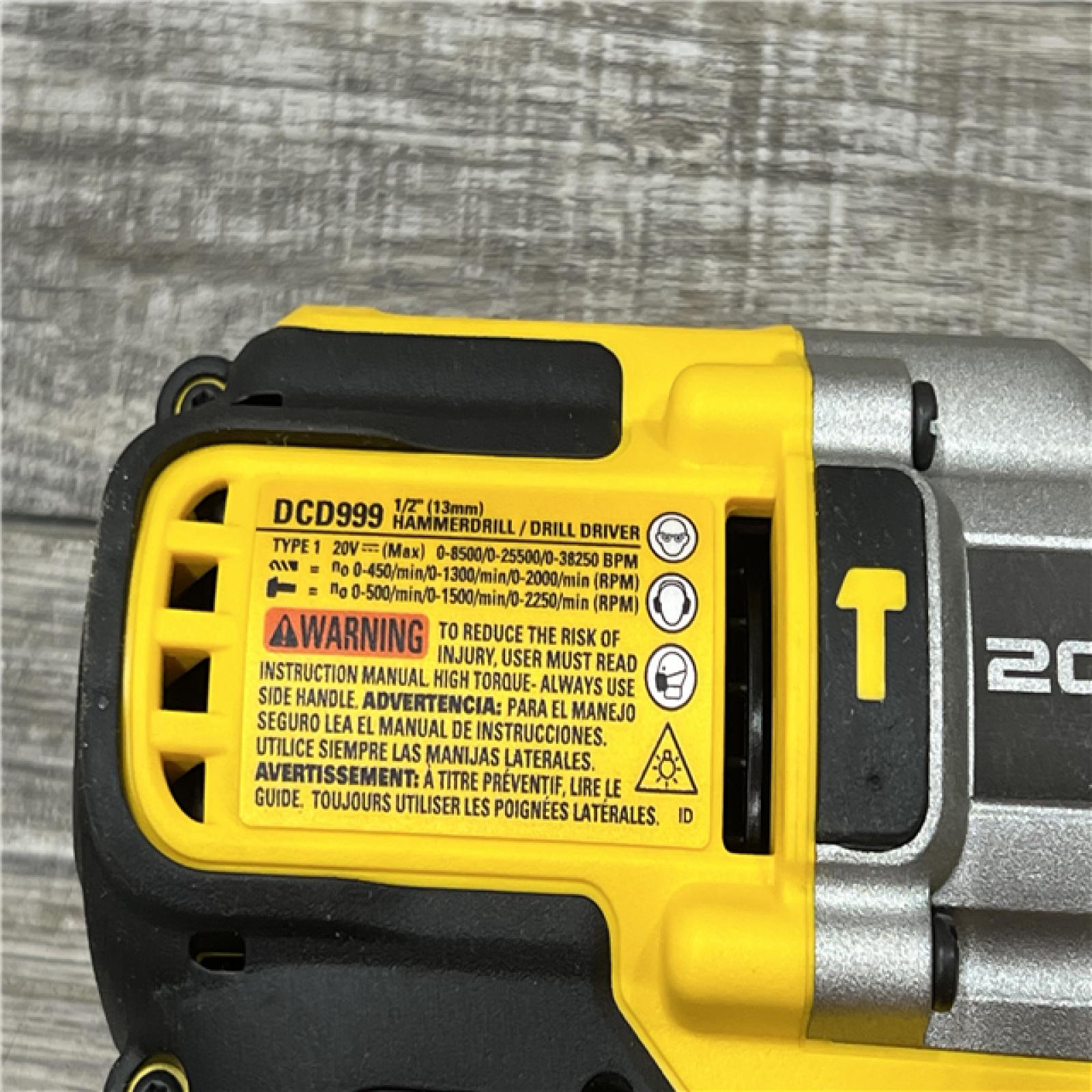 AS-IS Dewalt FLEXVOLT 20 Volt 1/2 in. Brushless Cordless Hammer Drill/Driver Kit (Battery & Charger)