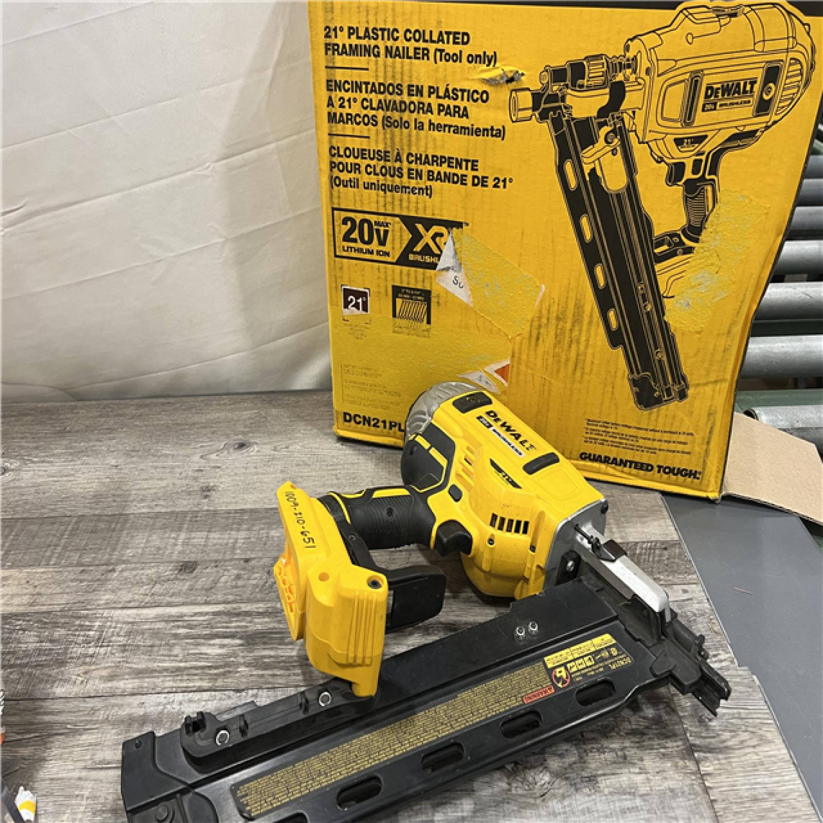 AS-IS DeWalt DCN21PLB 20V MAX 21-Degree Plastic Collated Framing Nailer (Bare Tool)